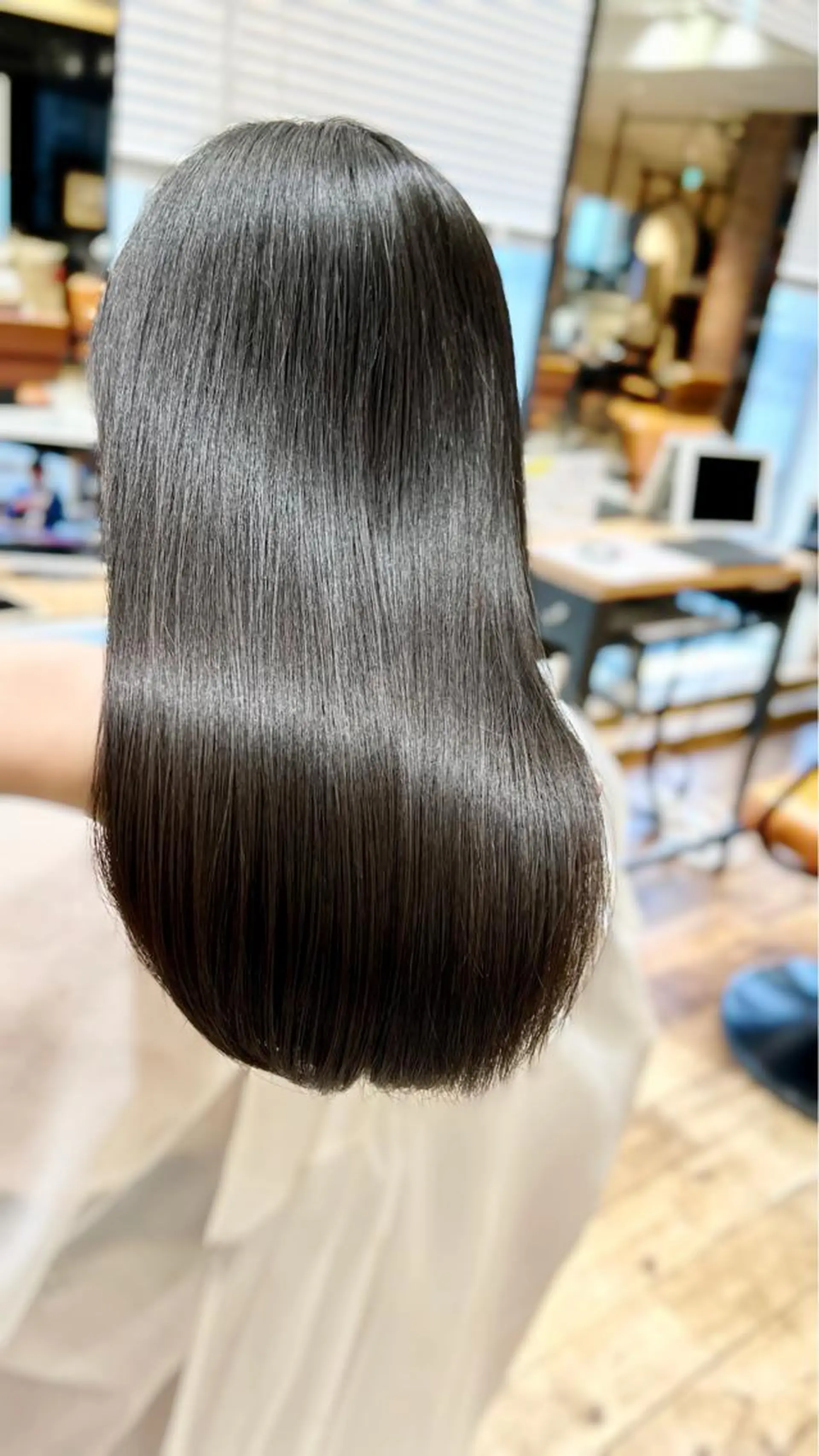 セミロング 髪質改善 縮毛矯正 トリートメント 美髪ヘッドスパ🫧 西山紗奈江💆♀️のヘアスタイル