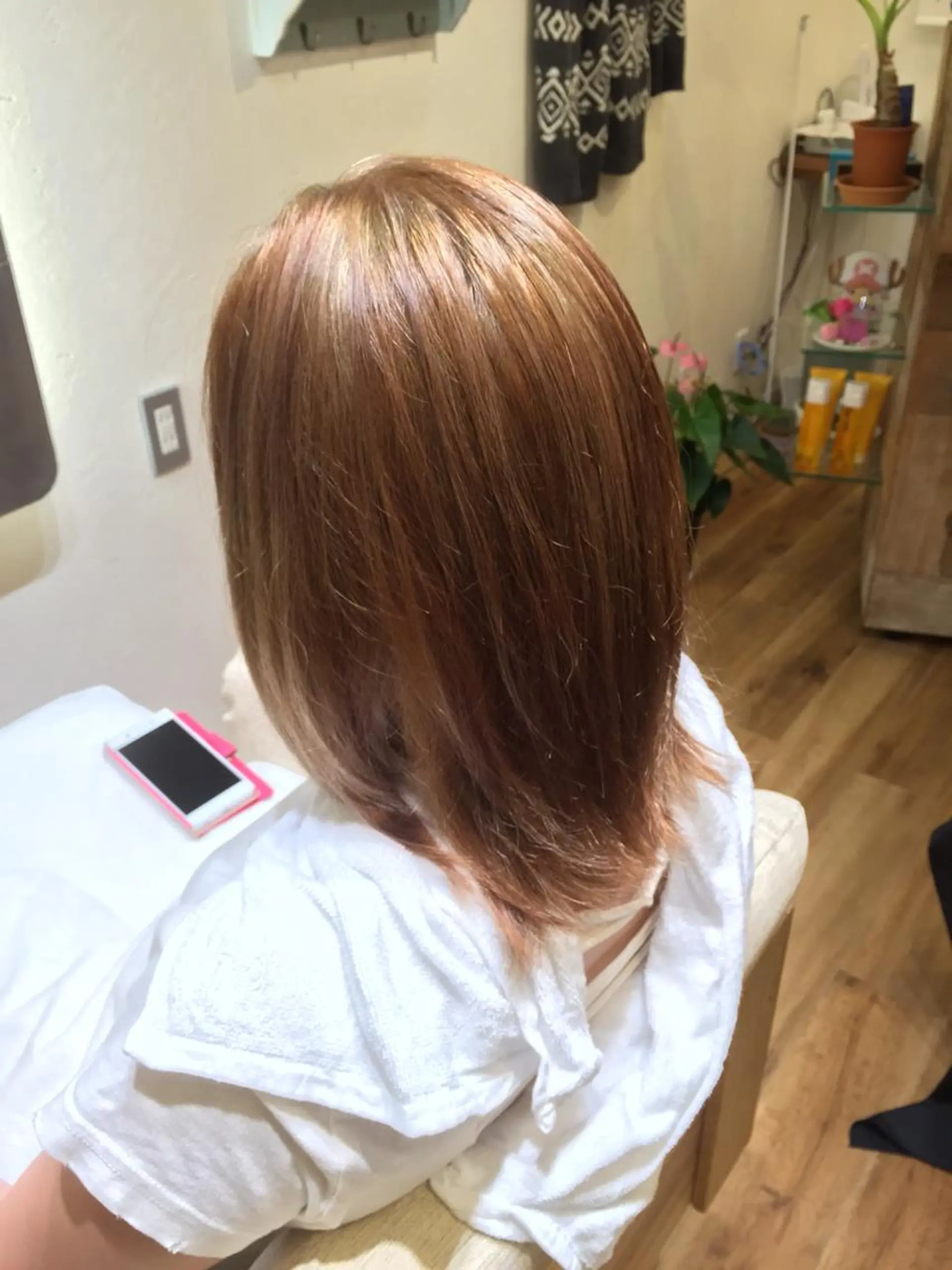 ミディアム カラー MAKEーUP WARMのヘアスタイル