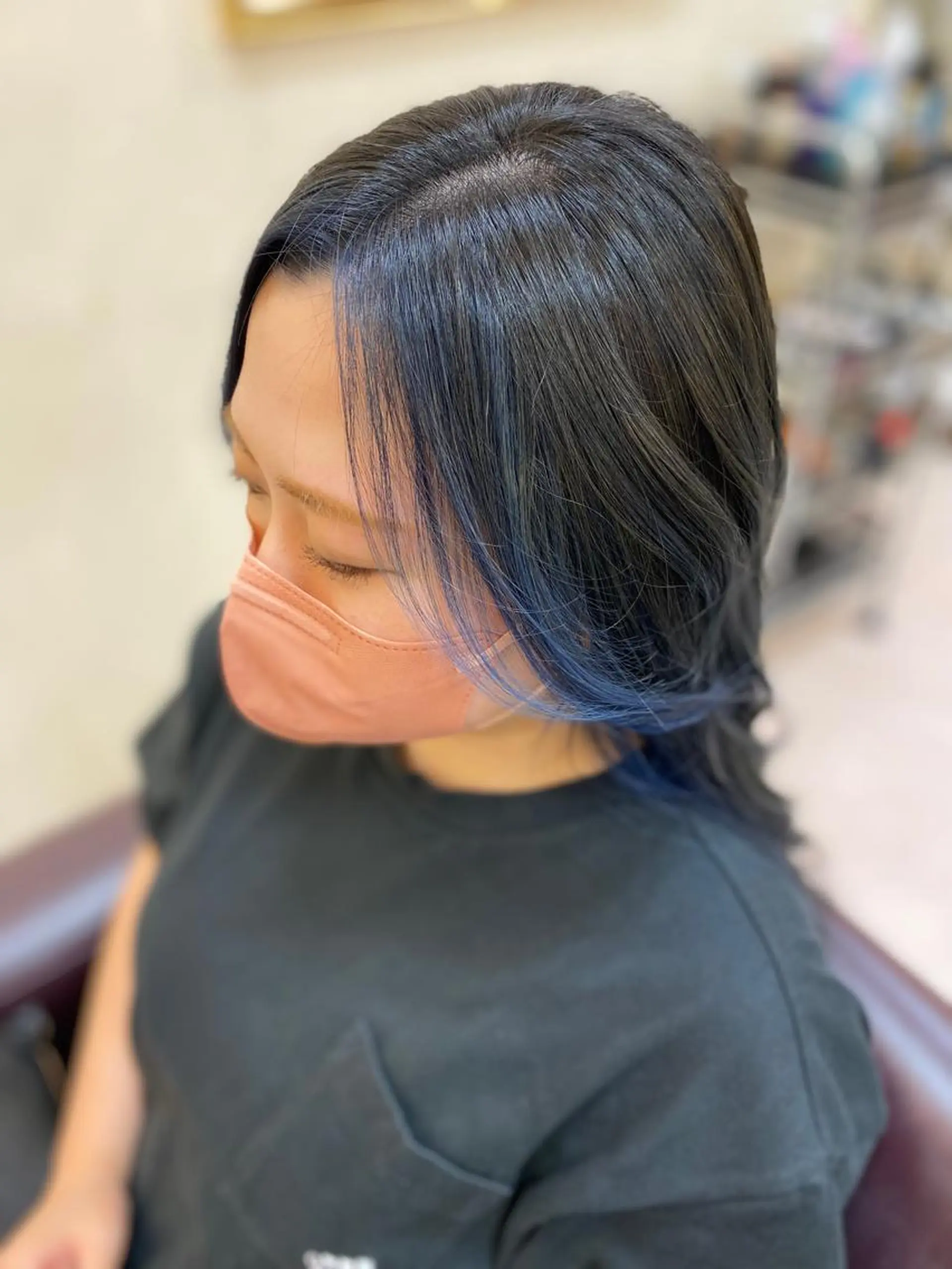 ロング カラー ブリーチ ブルーカラー 顔周りカット カット ヘアカラー 大越 美鈴のヘアスタイル