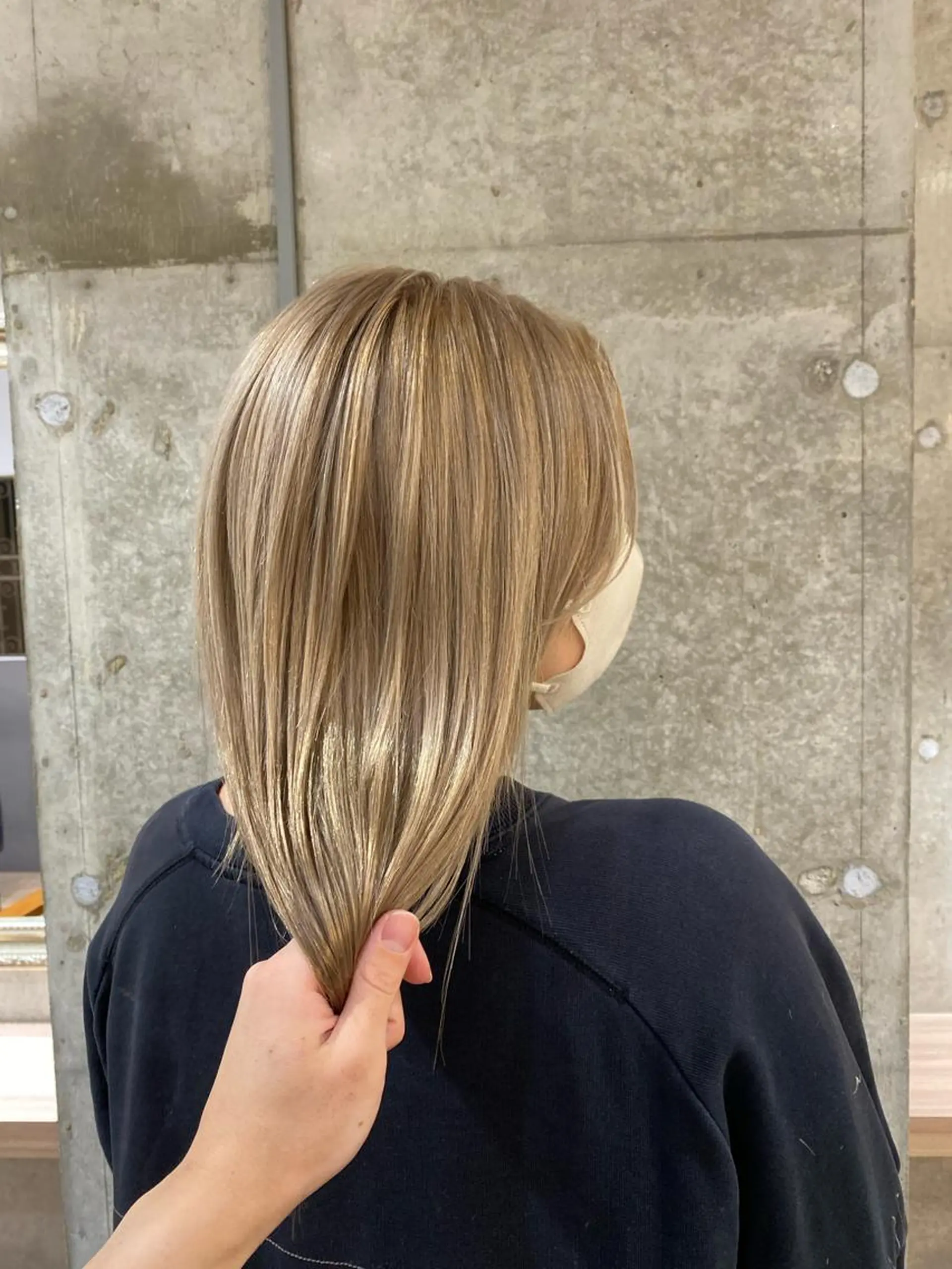 ミディアム 齋藤 椋哉のヘアスタイル