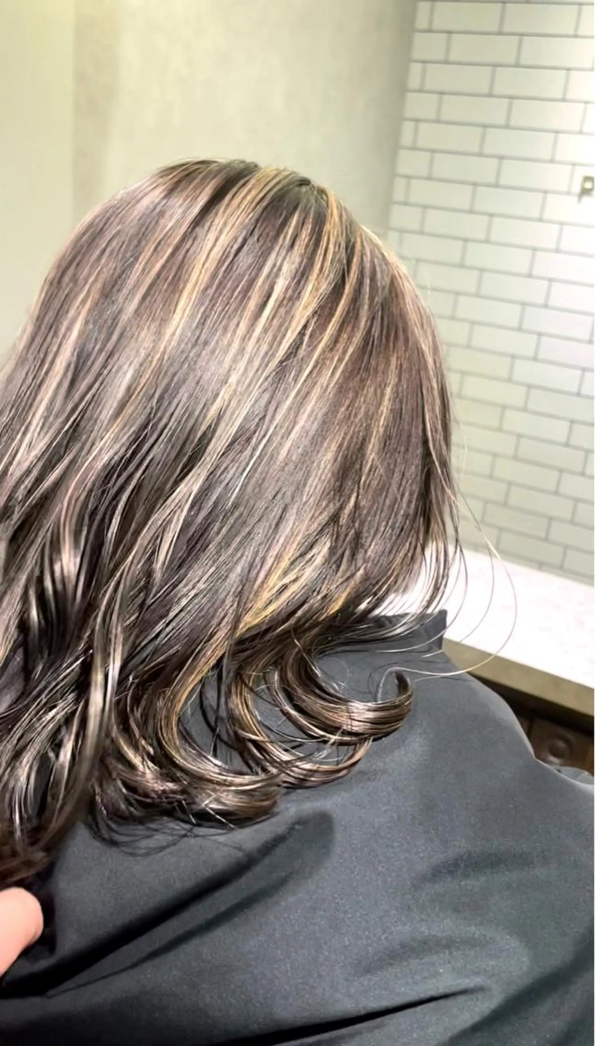 ミディアム カット ヘアカラー トリートメント 日比崚介🍀 おくれげ小顔カットのヘアスタイル