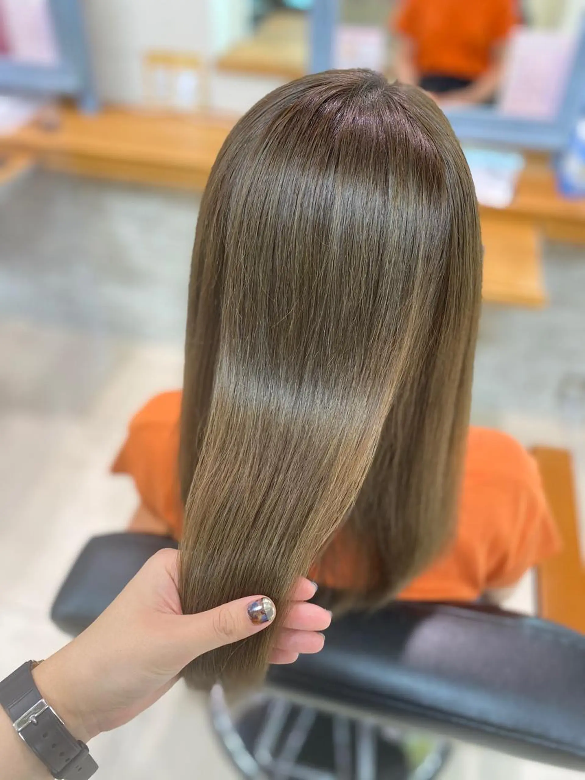 ミディアム トリートメント 岩倉 諒のヘアスタイル
