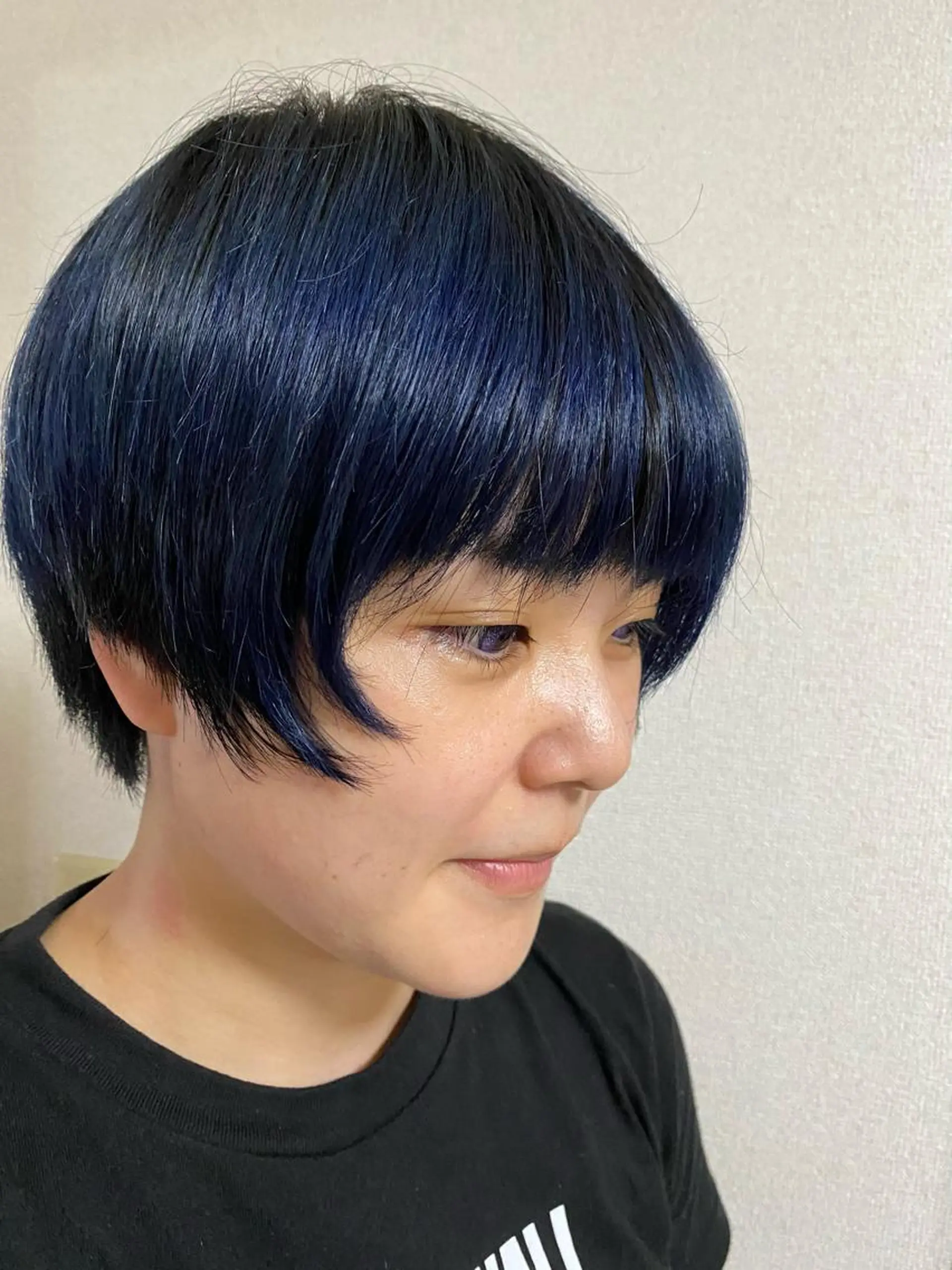 ショート カラー ブルーカラー ダブルカラー ショートヘア ウルフカット ヘアカラー トリートメント ヘッドスパ 高橋恵🌈生え癖改善 ウルフ/レイヤーのヘアスタイル