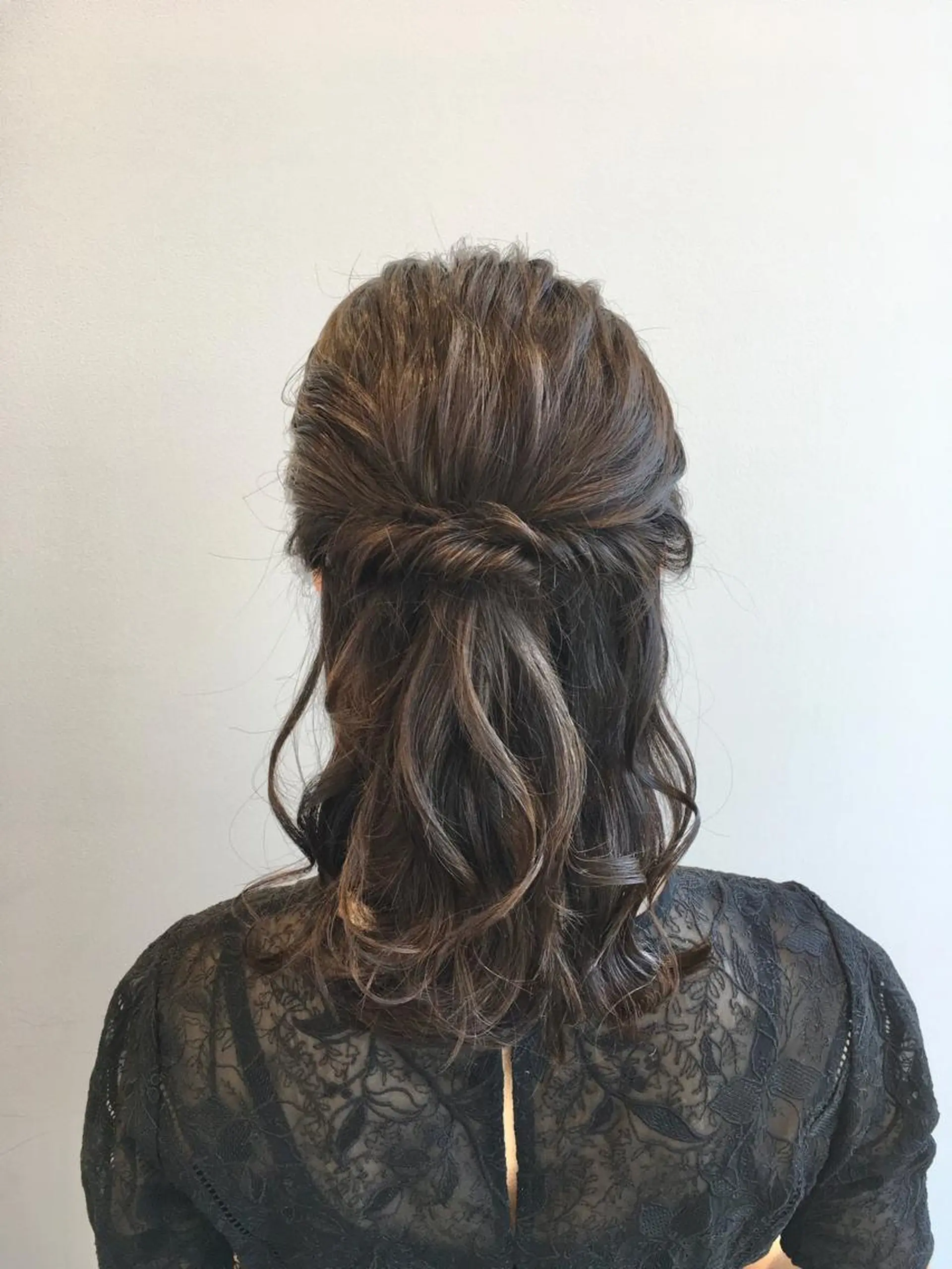 ミディアム ヘアアレンジ ハーフアップ ヘアセット yoshi ☆のヘアスタイル