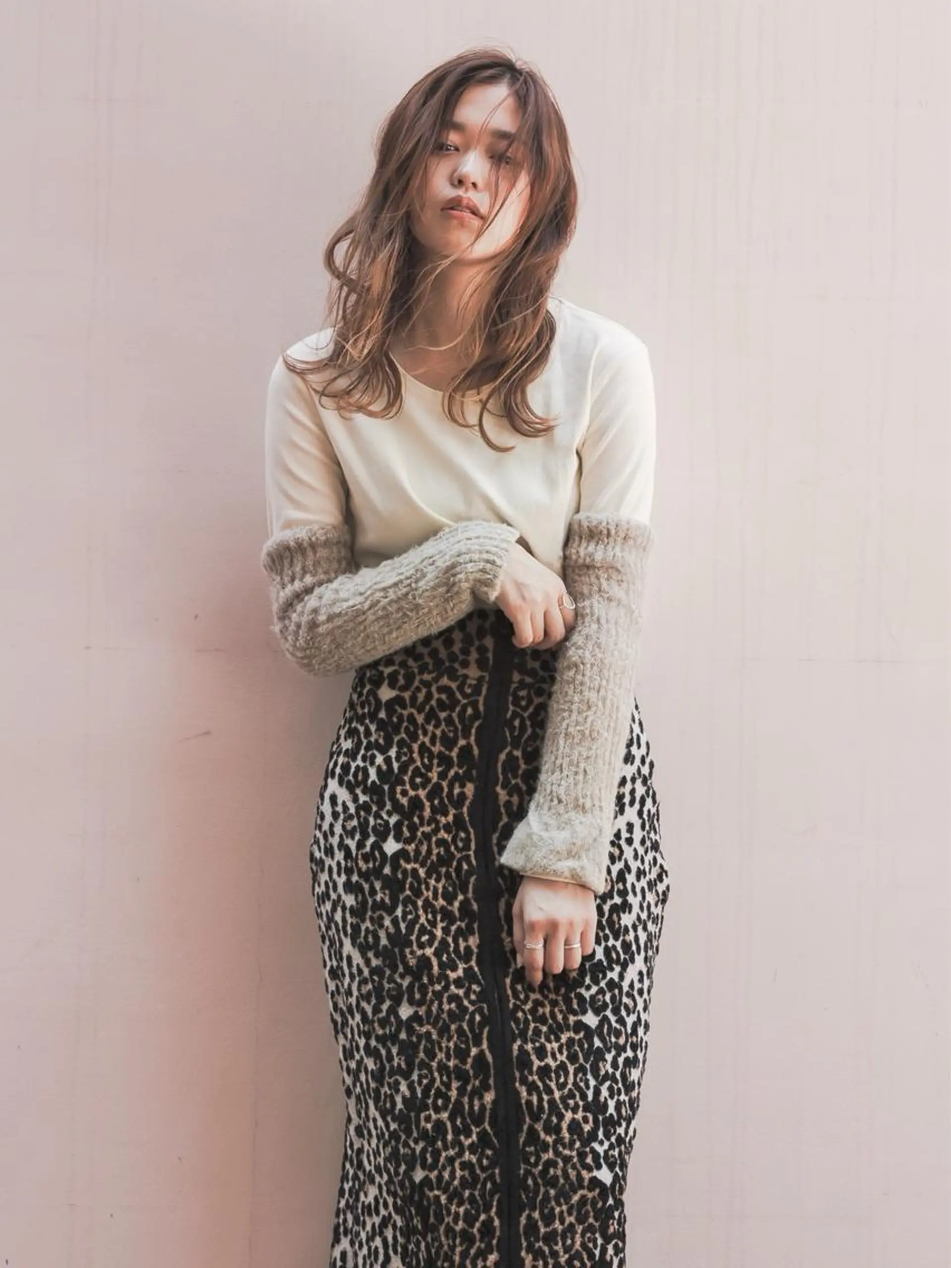 セミロング カラー ツジガキ ユウスケのヘアスタイル