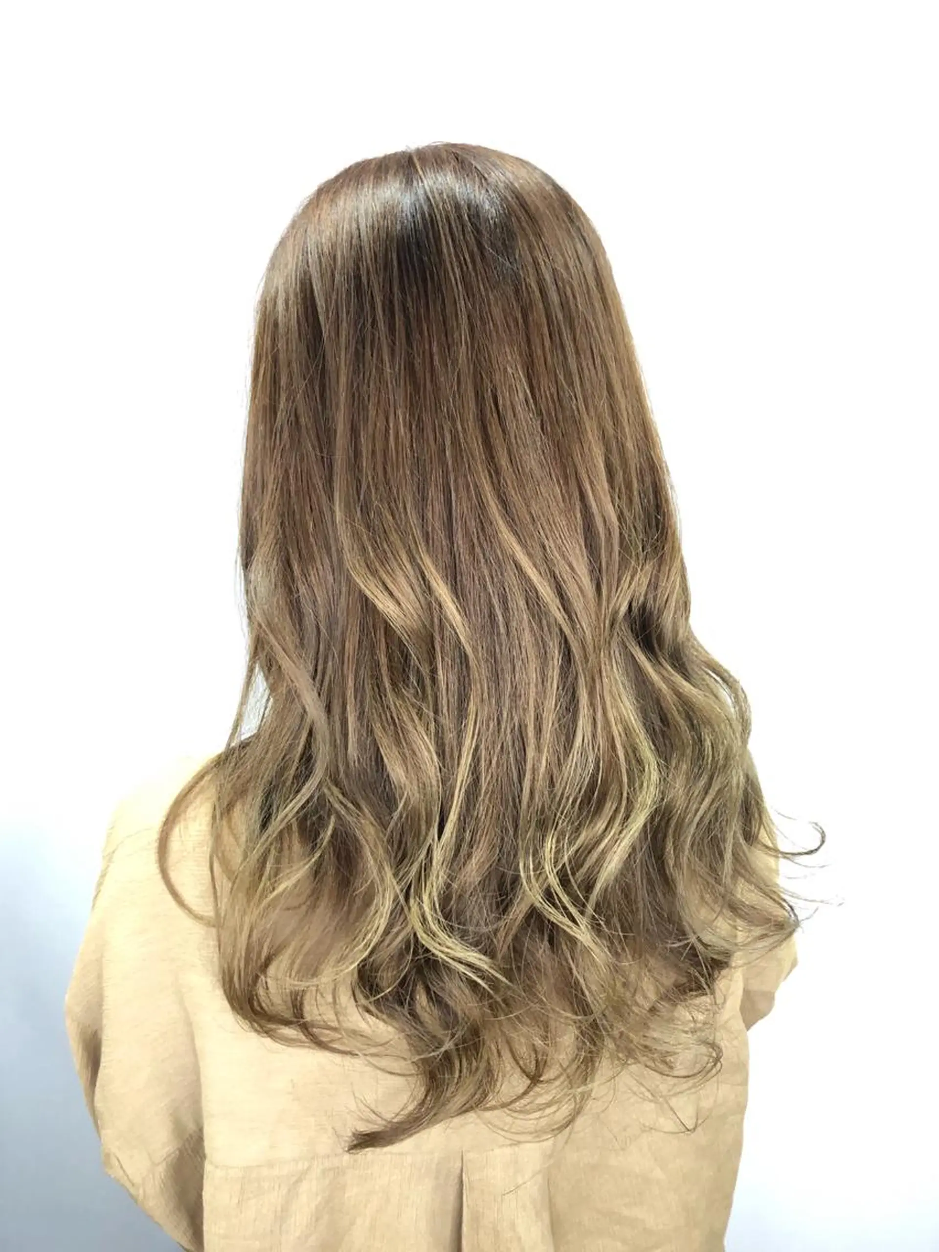 ロング カラー インナーカラー/ ストレート/奥野洸也のヘアスタイル