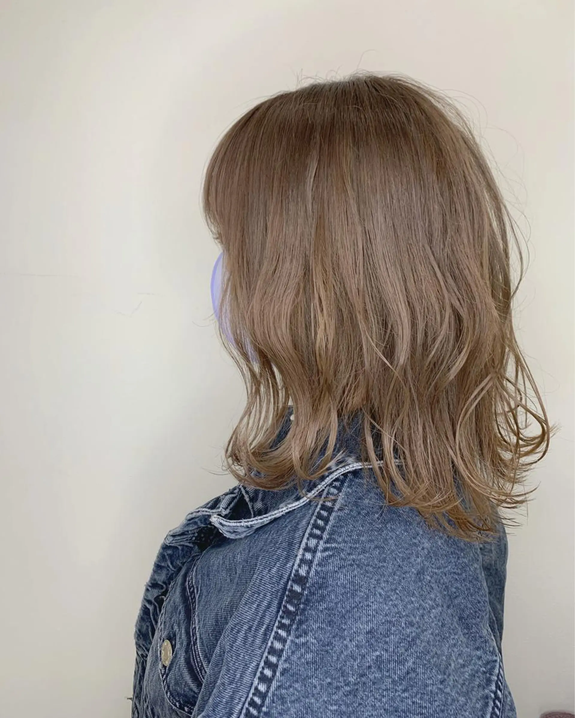 ミディアム カラー ベージュカラー ダブルカラー ミルクティーベージュ 艶髪クリエイター🪽 秋田 聖也のヘアスタイル