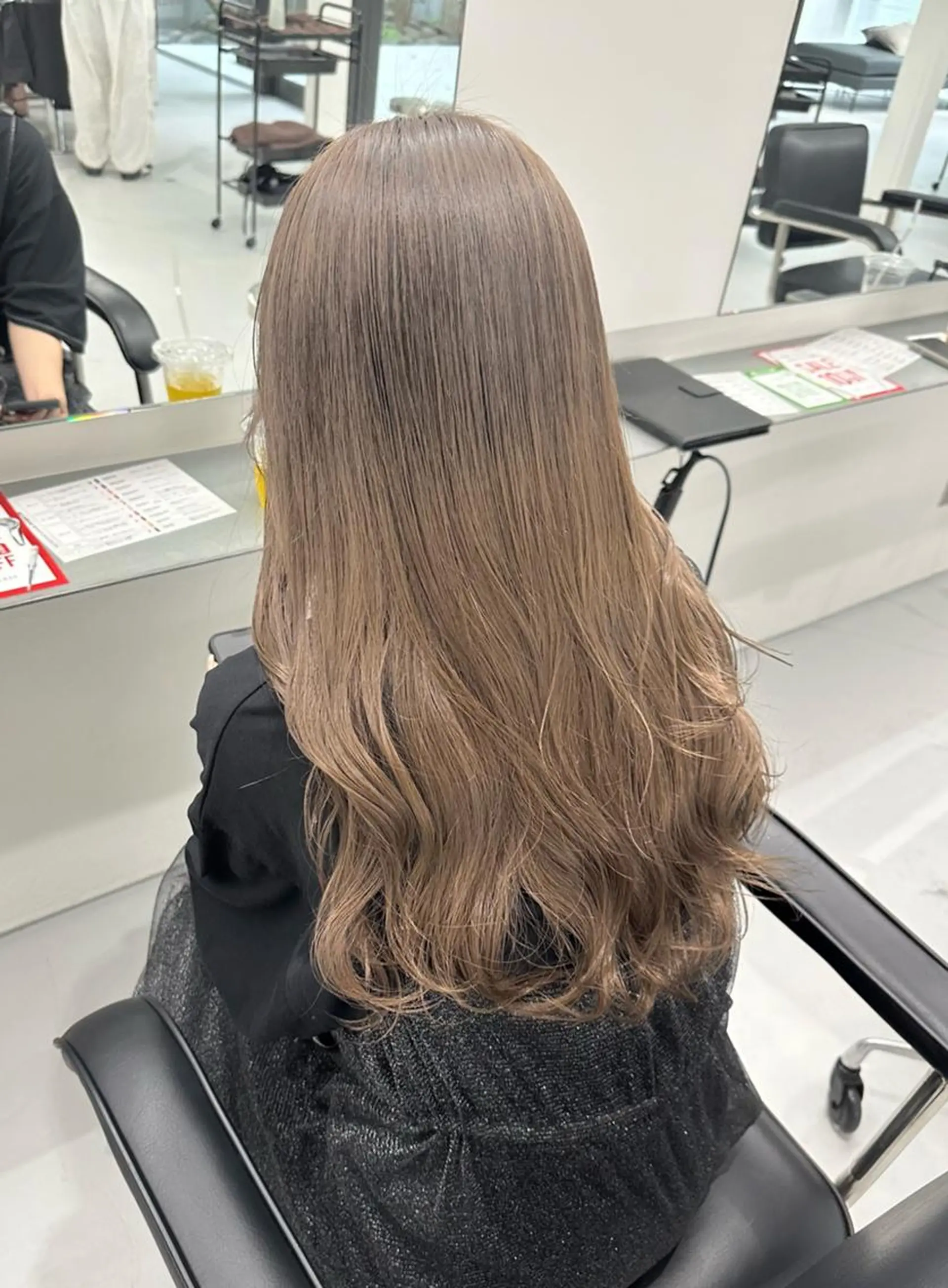 セミロング ヘアカラー トリートメント ミルクティーベージュ 新潟万代/MANA♡のヘアスタイル