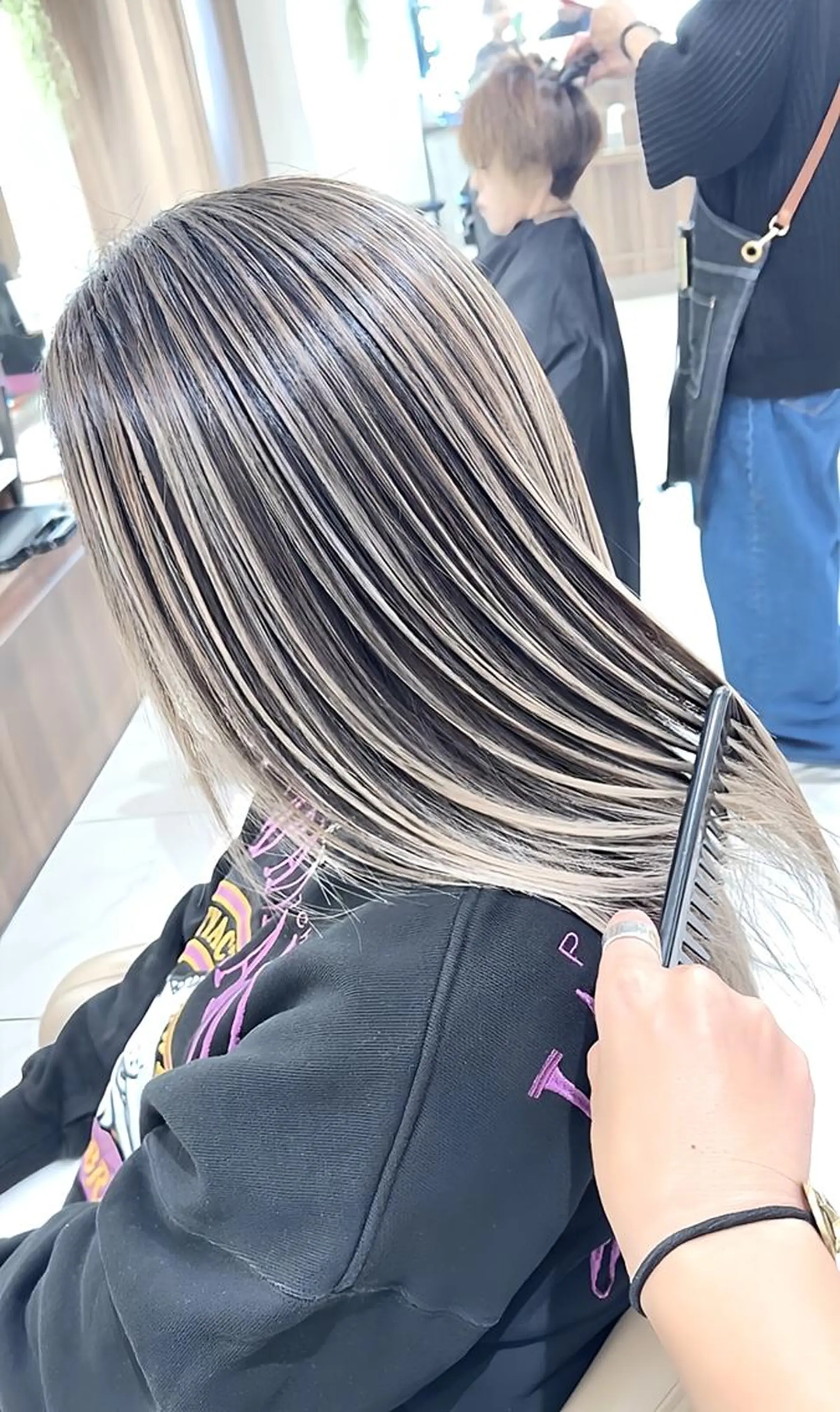 ロング カラー バレイヤージュ 髪質改善 レイヤーカット カット ヘアカラー トリートメント 山崎俊輔/髪質改善 /バレイヤージュのヘアスタイル