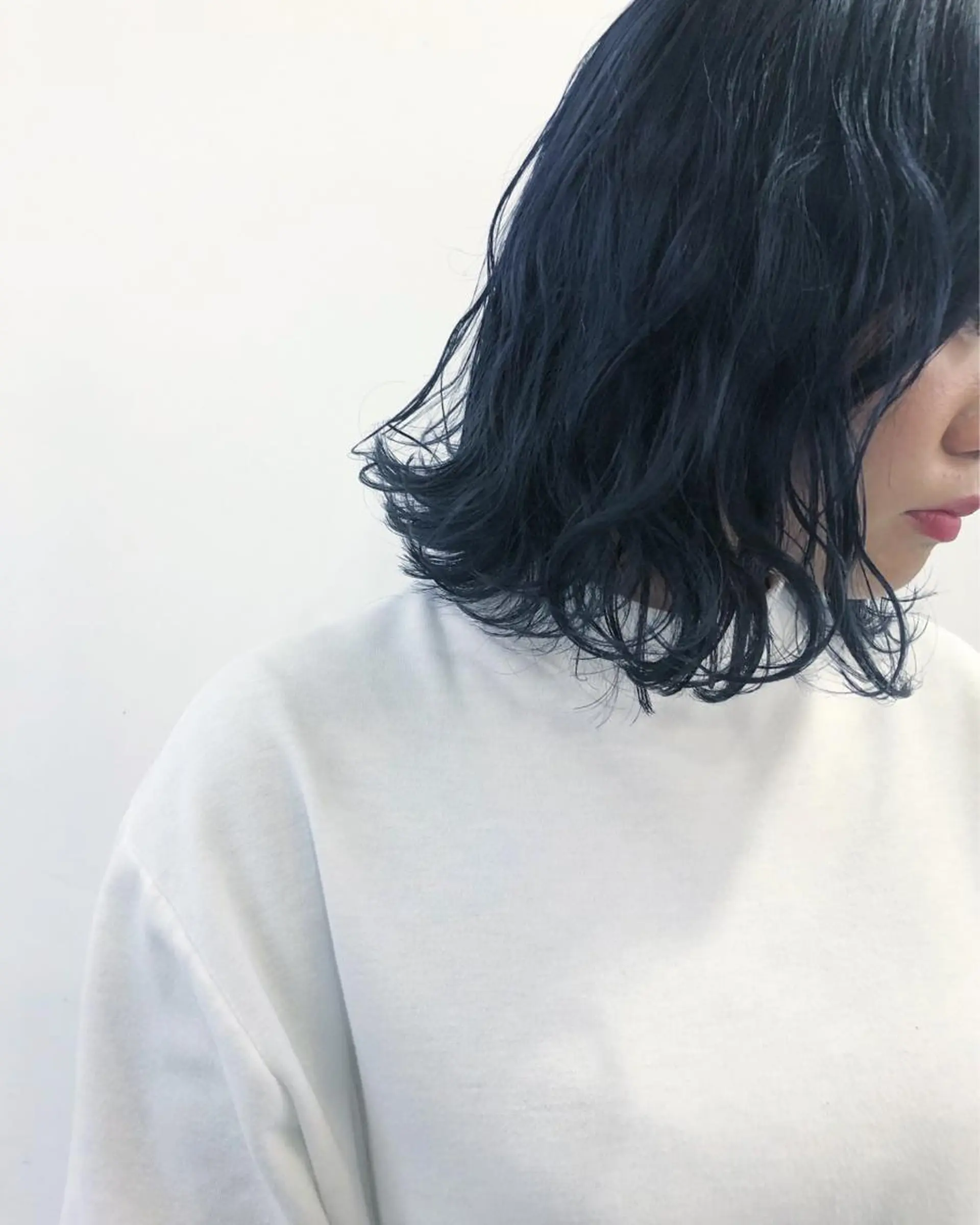 ショート カラー ブルーカラー ネイビーカラー ニシオカ タクヤのヘアスタイル