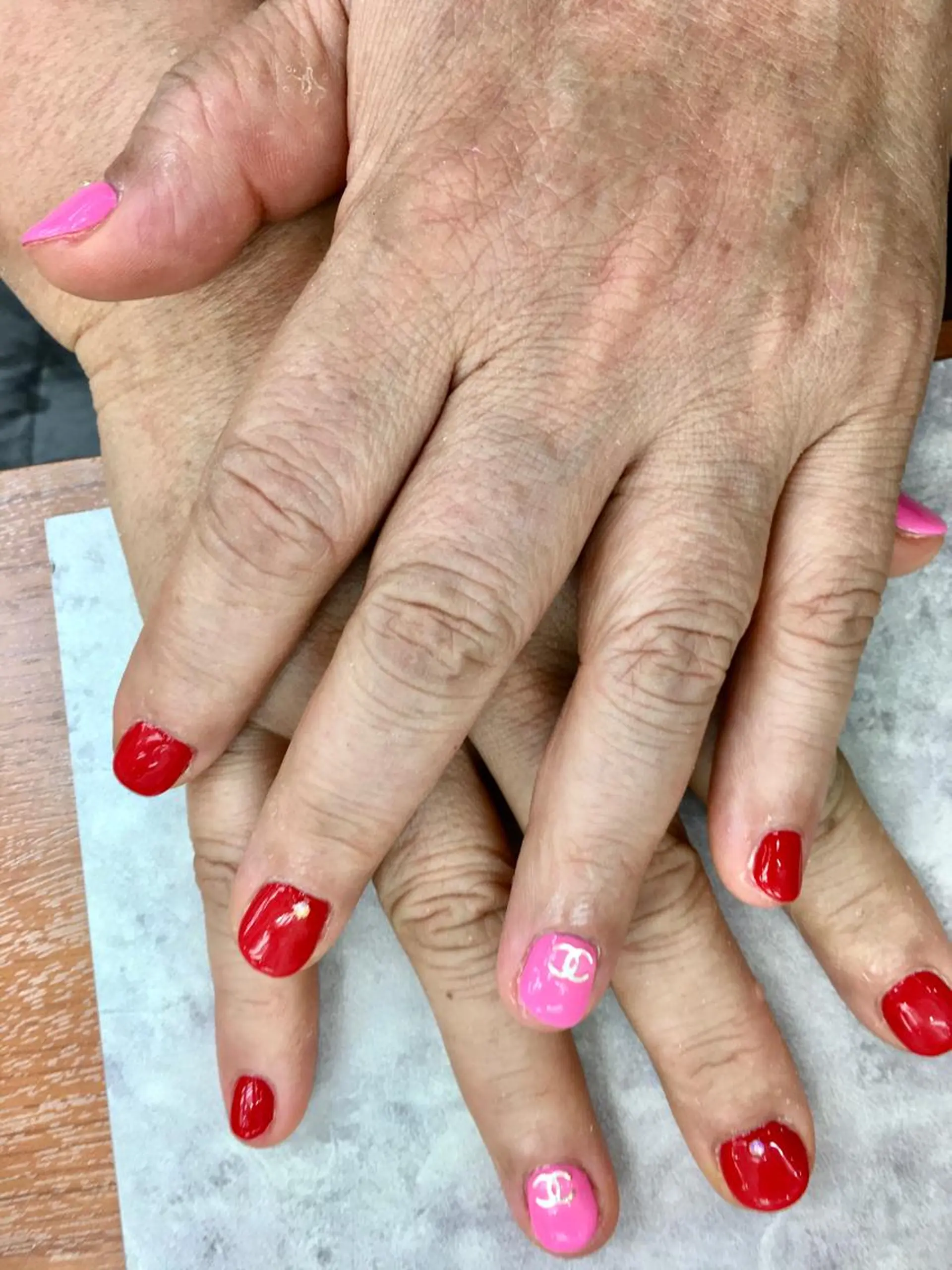 ネイル 新宿ネイルサロン ジェミディローサのネイルデザイン