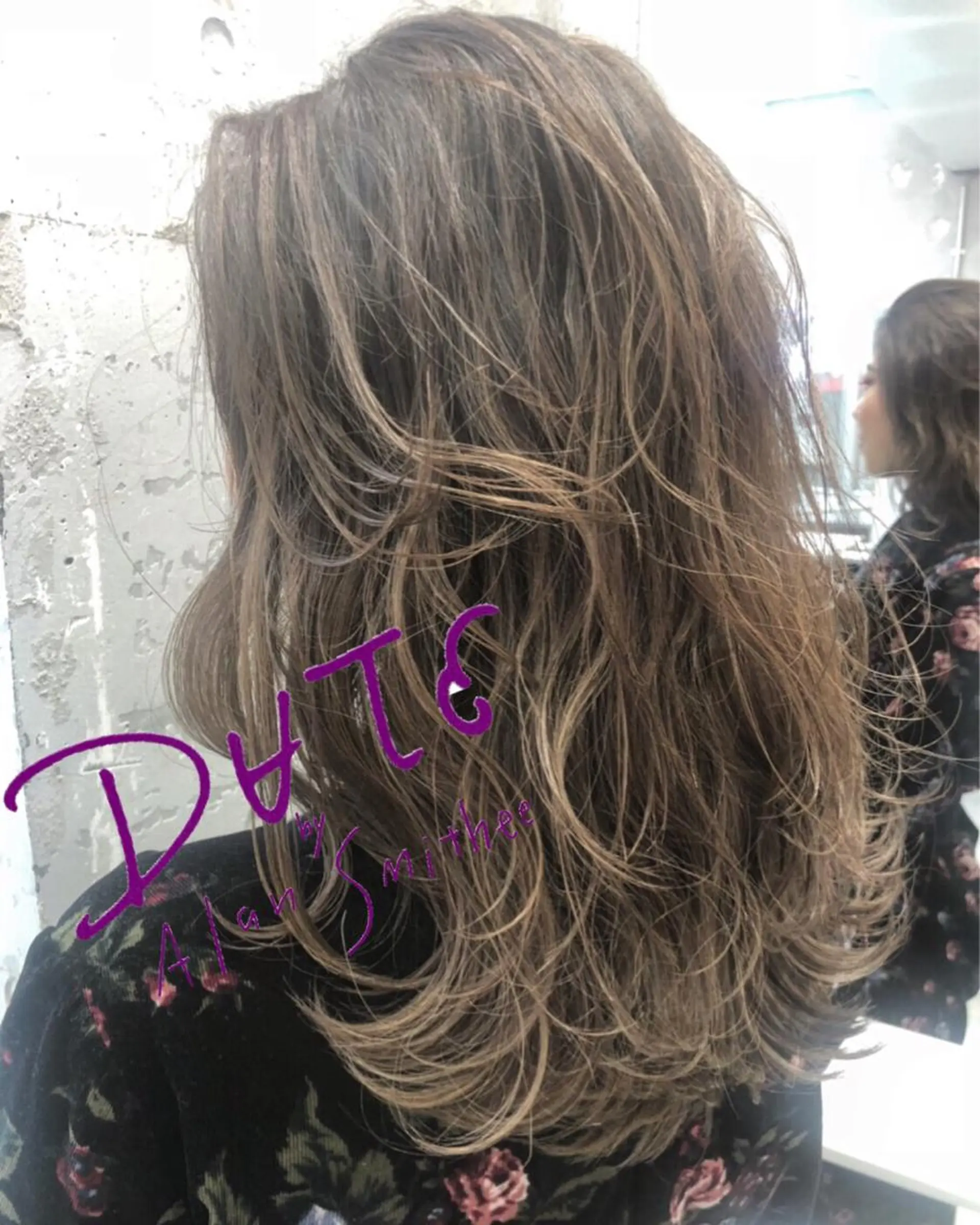 ロング カラー パーマ ヘアアレンジ メンズ キッズ ネイル マツエク・マツパ メンズブリーチ メンズハイライト 学生(メンズ向け) アッシュ ベージュカラー レイヤー/顔周り 韓国ヘア森田和貴のヘアスタイル