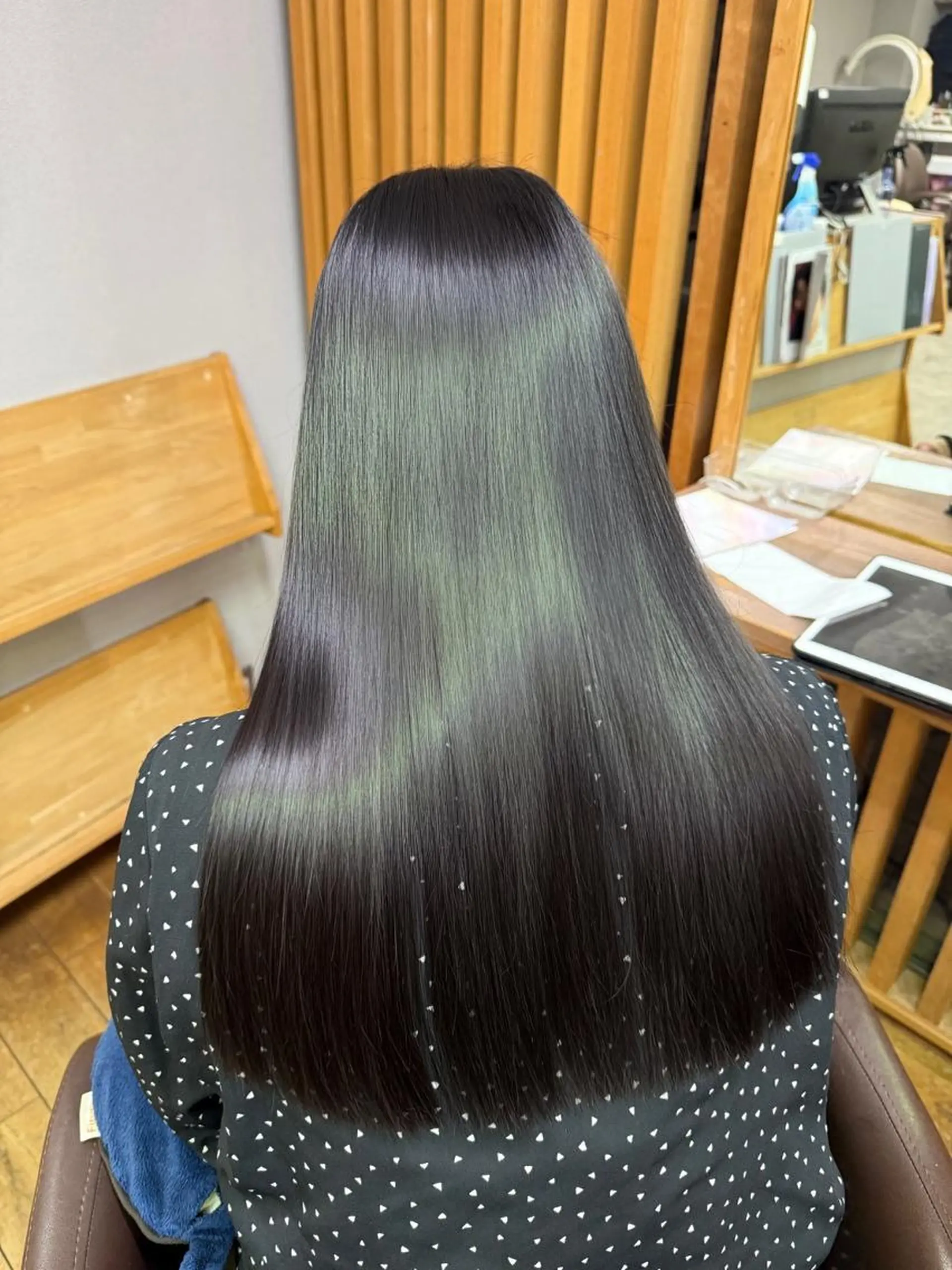 ロング カット 縮毛矯正 トリートメント ハイトーン×艶カラー 🤍MIZUKIのヘアスタイル