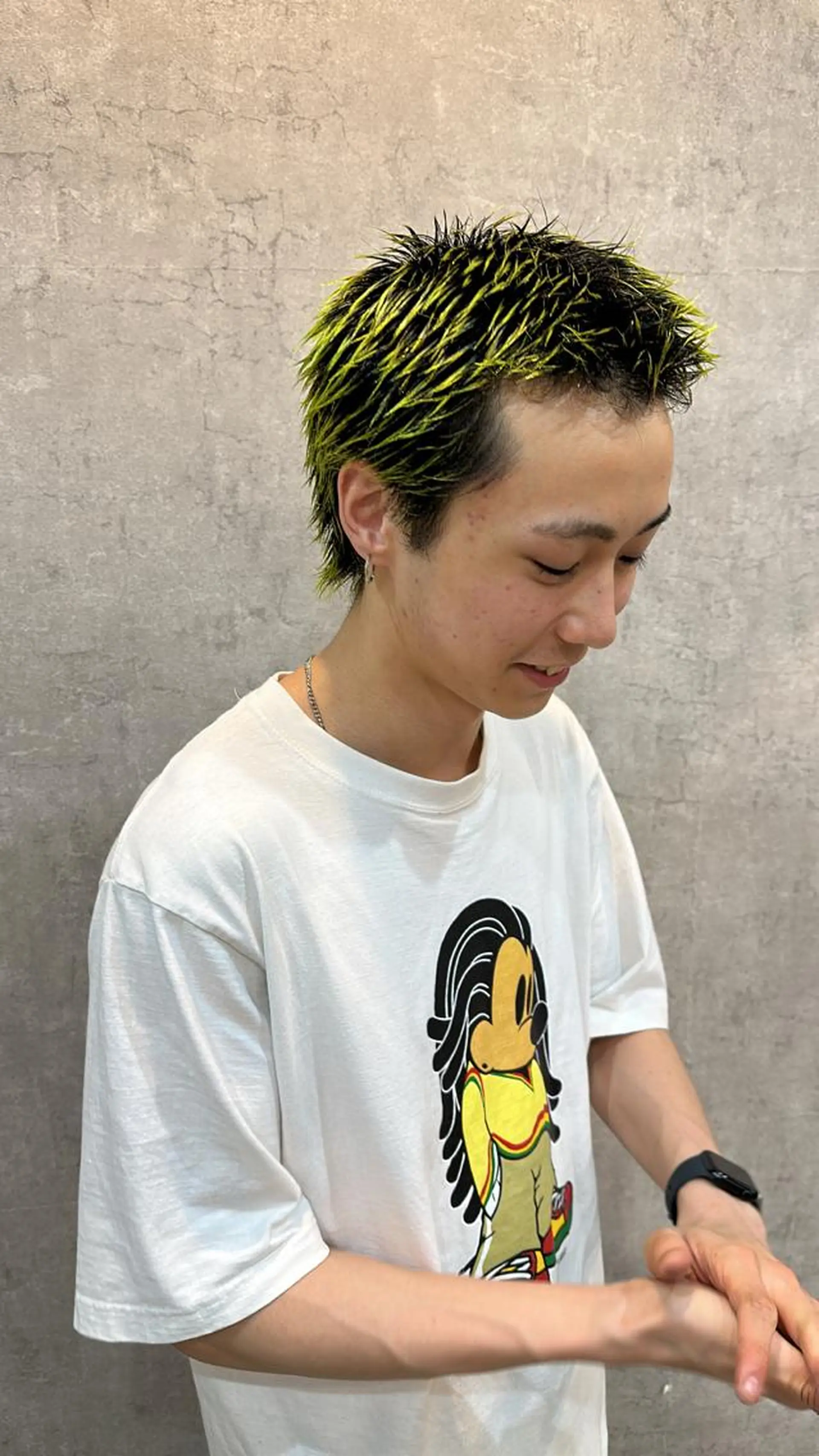 カラー メンズ mau tomokaのヘアスタイル