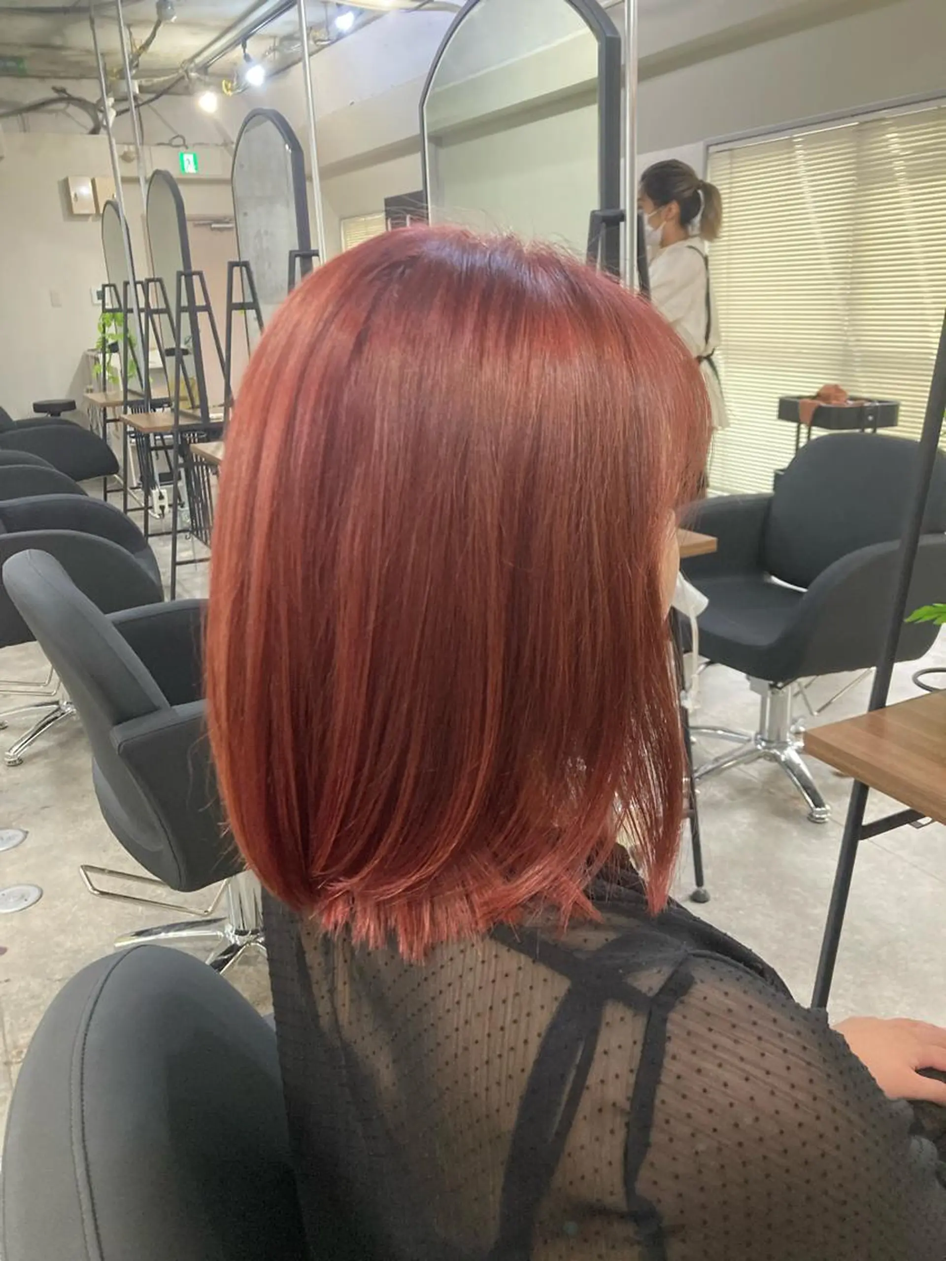 ミディアム カラー ショートボブ ミディアムパーマ バレイヤージュ ブリーチ ケアブリーチ 猫ッ毛さんヘア🐈 Misa【女性】のヘアスタイル