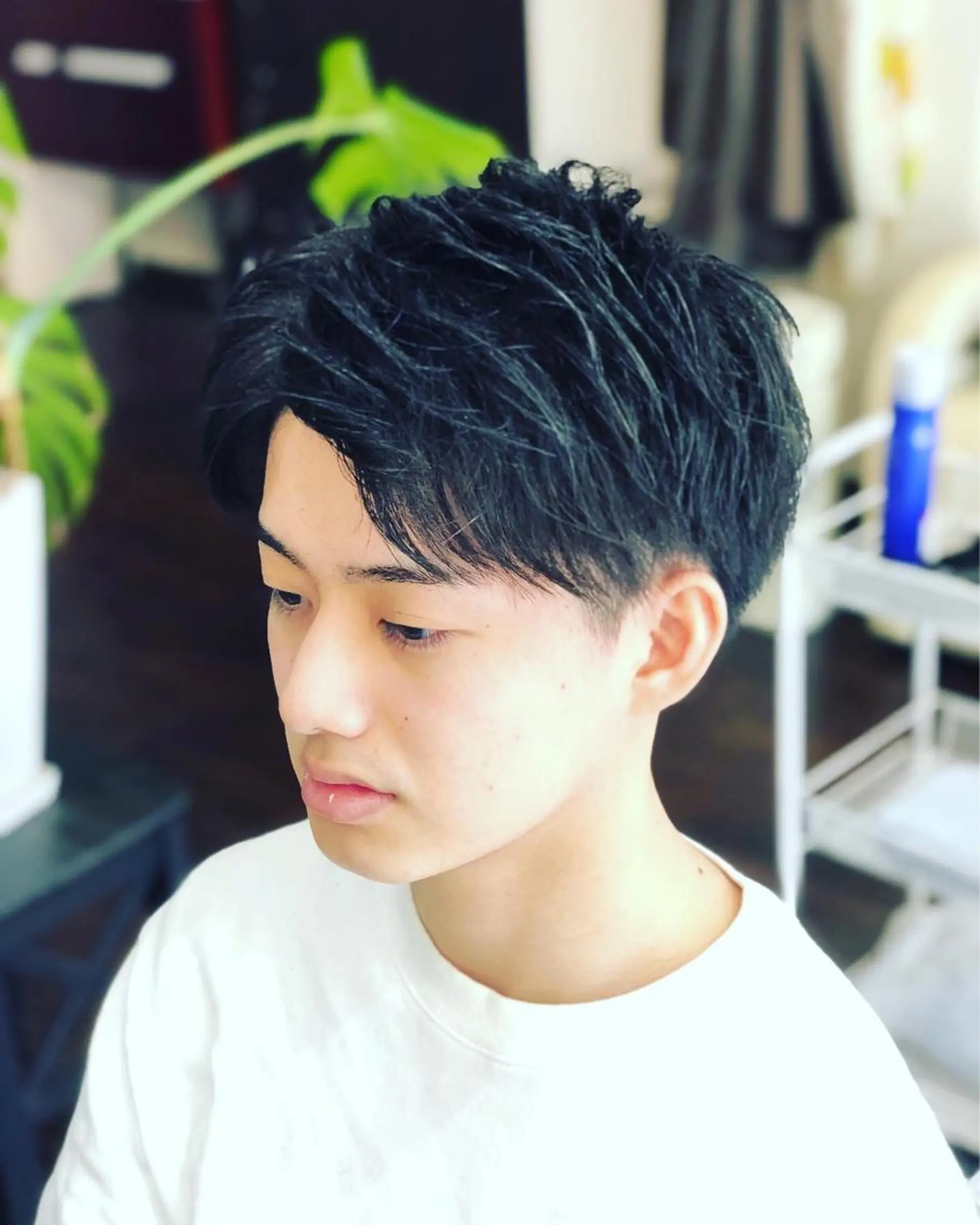 ショート カラー パーマ ヘアアレンジ メンズ メンズパーマ メンズツイストパーマ ツイストパーマ カット ヘッドスパ men's特化　石井 貴章のヘアスタイル