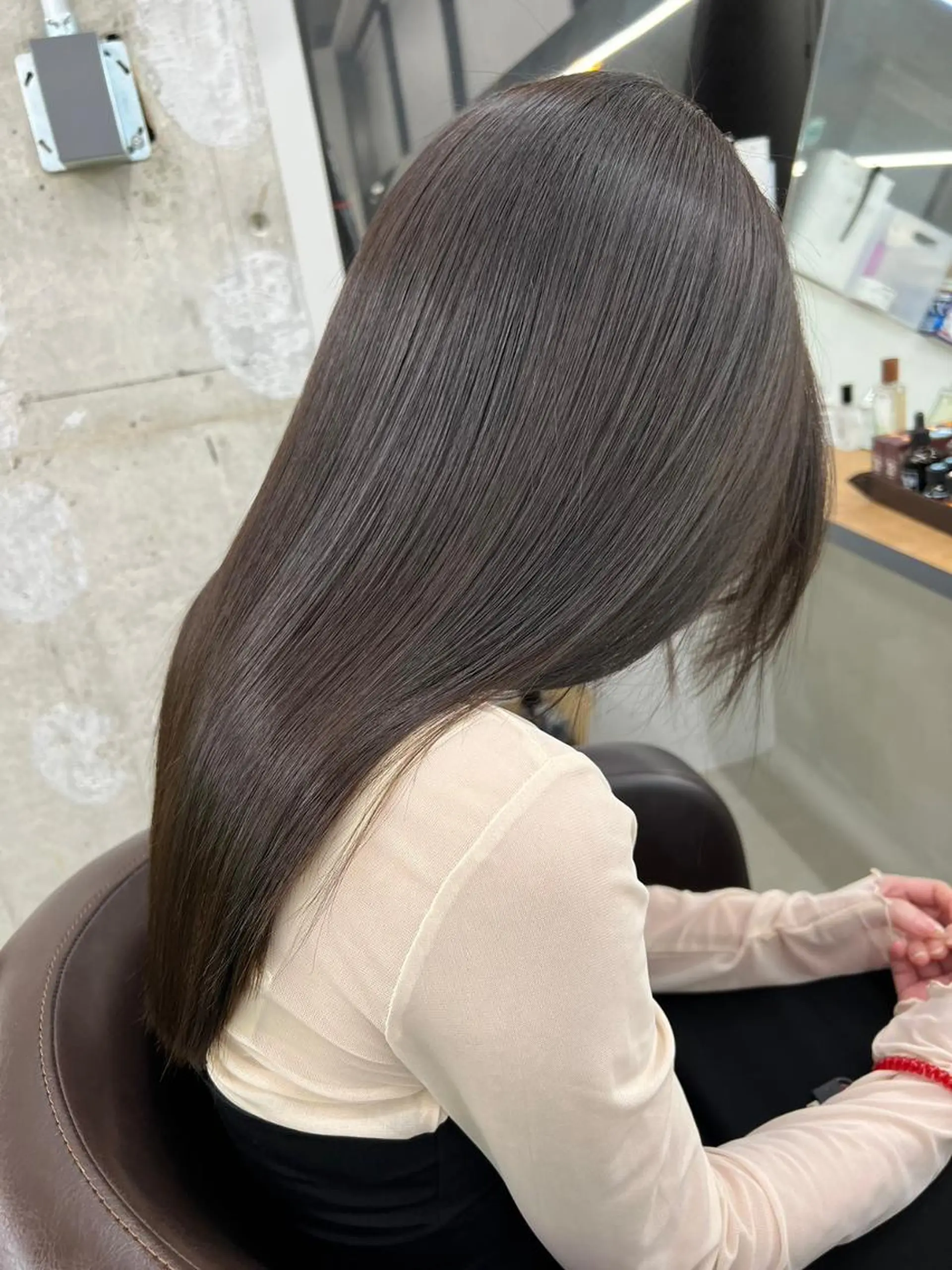 ロング ヘアアレンジ パーマ カラー アディクシーカラー アッシュ ベージュカラー ブラウンカラー ブラウンベージュ 【ヘアケア特化型】 newi天王寺のヘアスタイル