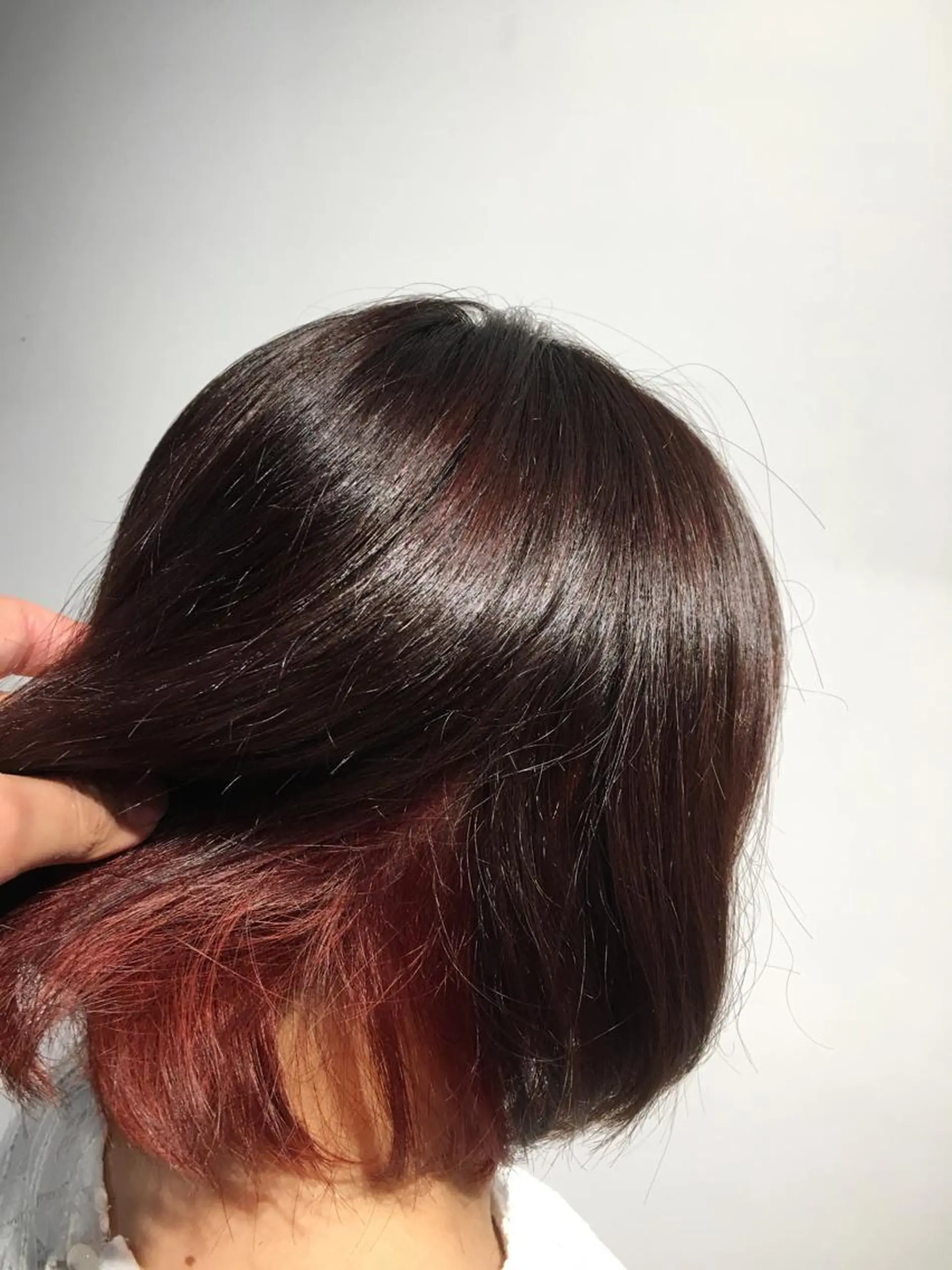 ショート カラー インナーカラー ピンクカラー レッドカラー Lee東三国 店長 谷辻誠志のヘアスタイル