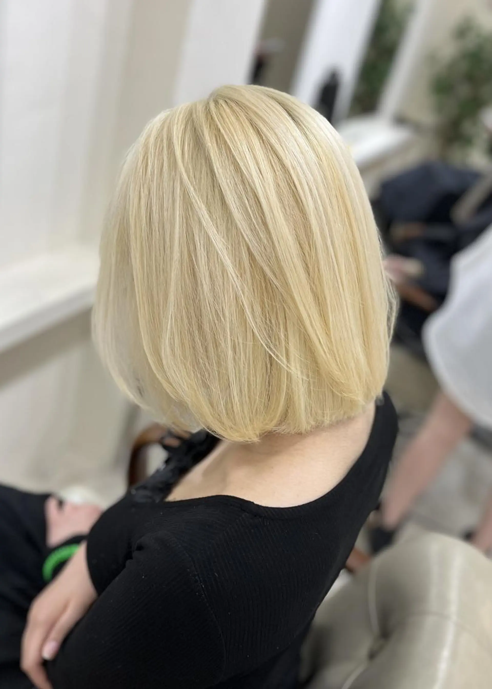 ミディアム カラー メンズ ヘアカラー トリートメント 🤍爆モテハイトーン 🤍ブリーチ特化🤍のヘアスタイル