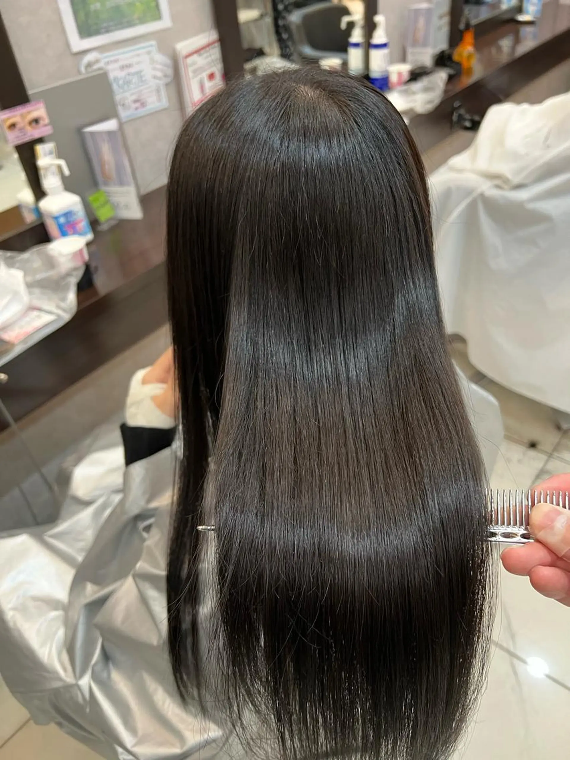 ロング 福岡縮毛矯正✨️ ストレート 向井和輝のヘアスタイル