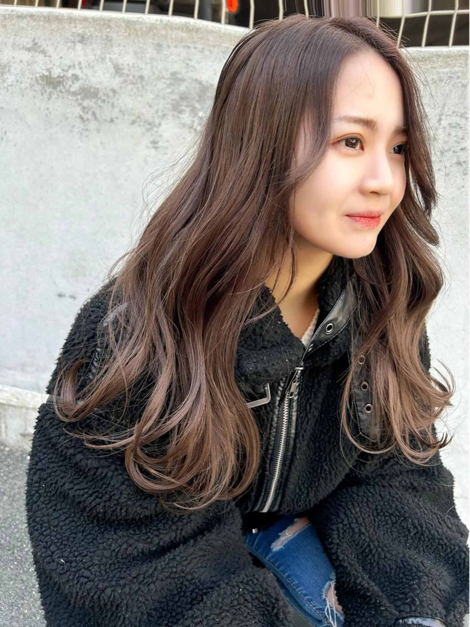 セミロング カラー Giselハヤシ ケンタのヘアスタイル