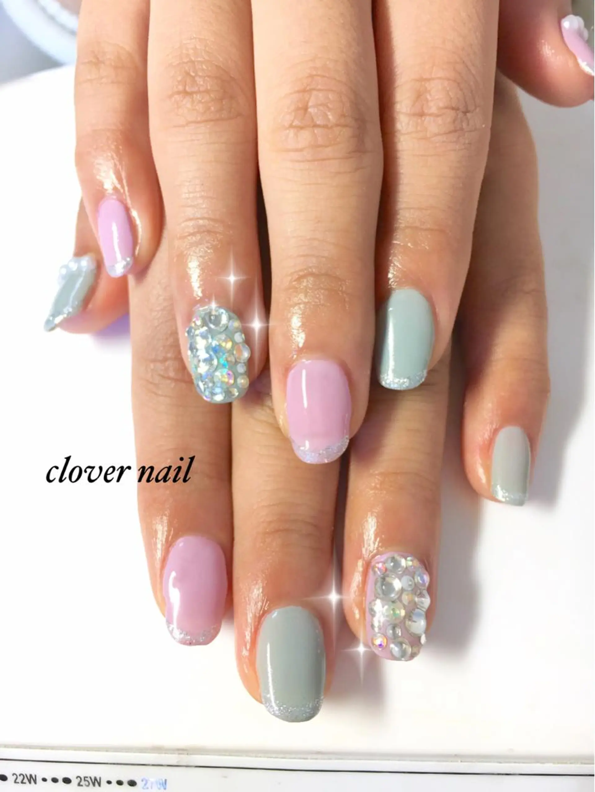 ネイル clover nailのネイルデザイン