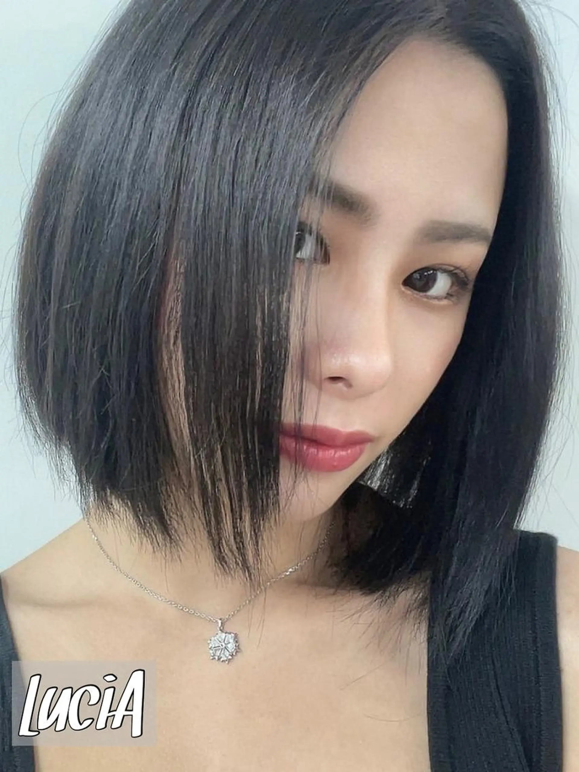 ロング カラー エクステ LuciAのヘアスタイル