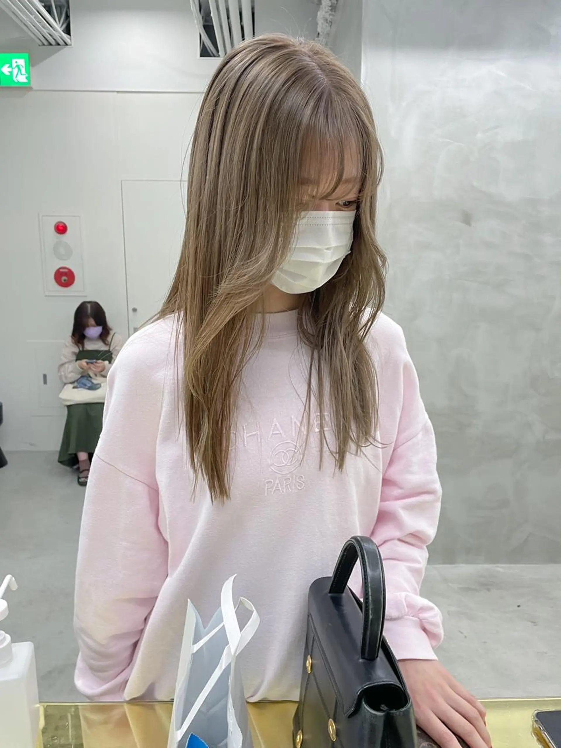 ロング カラー ヘアカラー トリートメント 似合わせ｜レイヤー 🪩yurikaのヘアスタイル