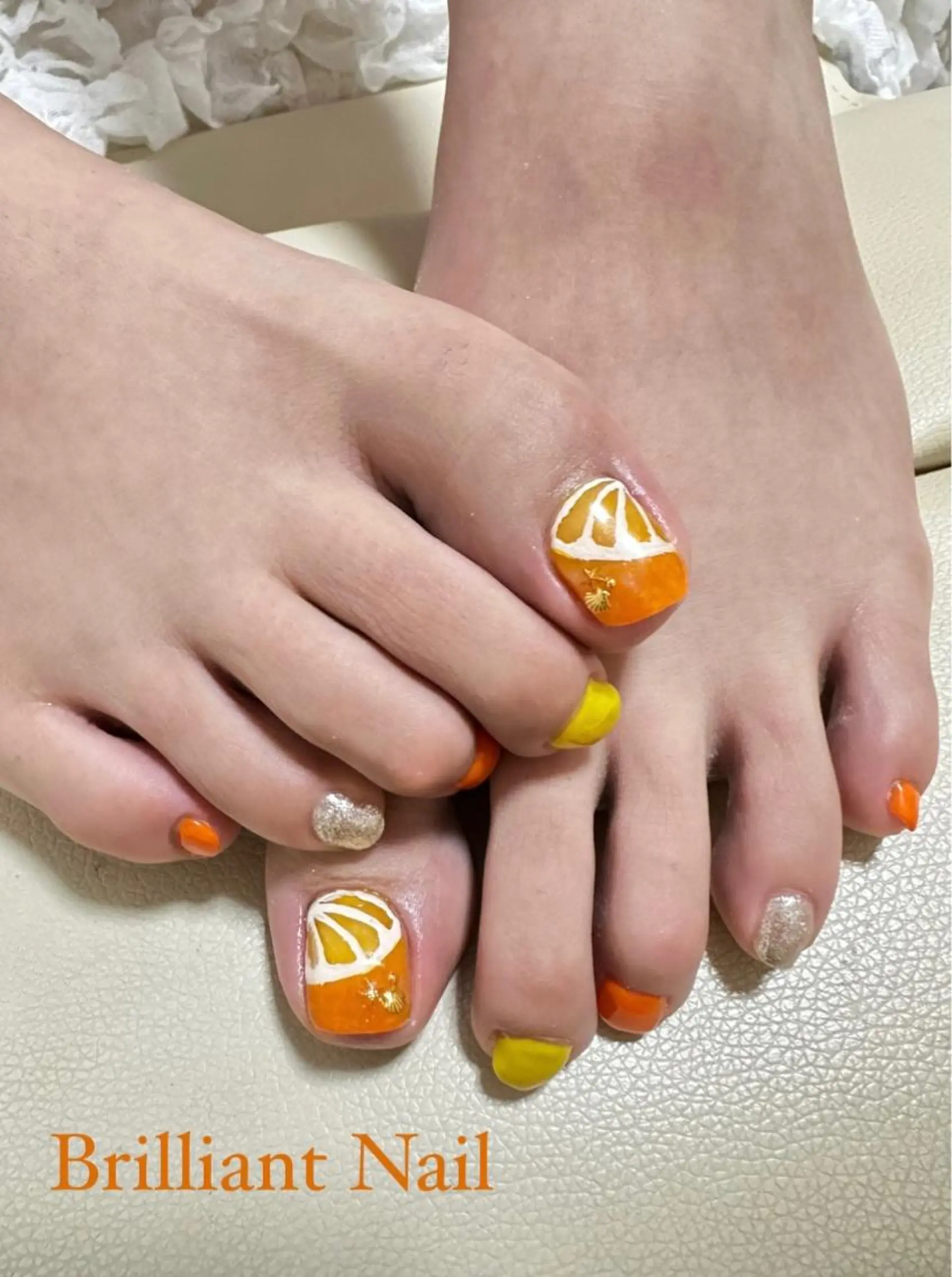 ネイル 長さ出し フットネイル ジェルネイル ハードジェル パラジェル トータルビューティー サロンブリリアントのネイルデザイン