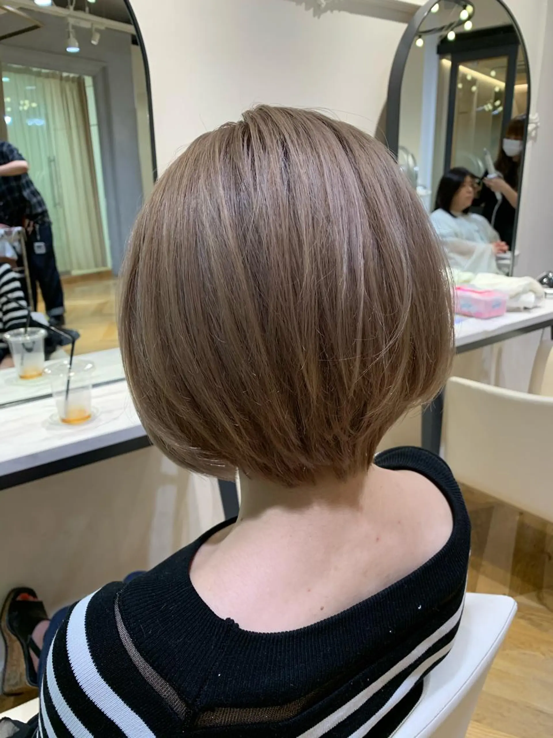 ショート カット ヘアカラー トリートメント 乾かすだけで艶髪酸性 ストレート髙橋悠耶のヘアスタイル