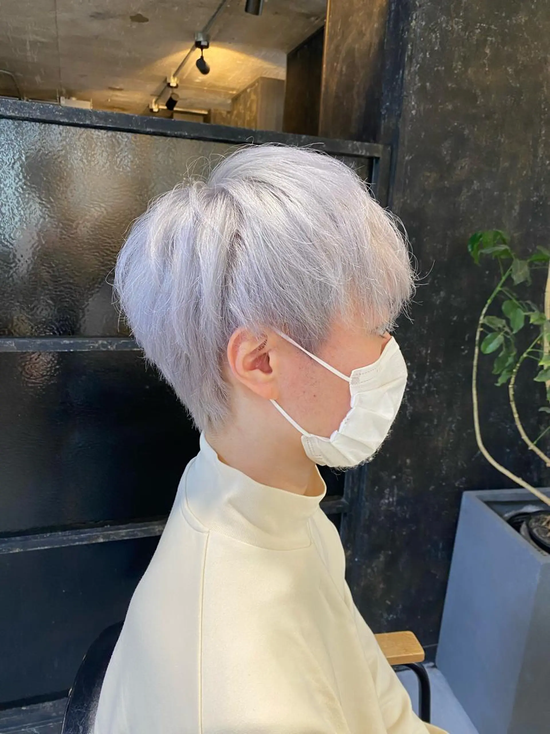 ショート カラー メンズ KON.原宿所属・籠倉 蓮のヘアスタイル