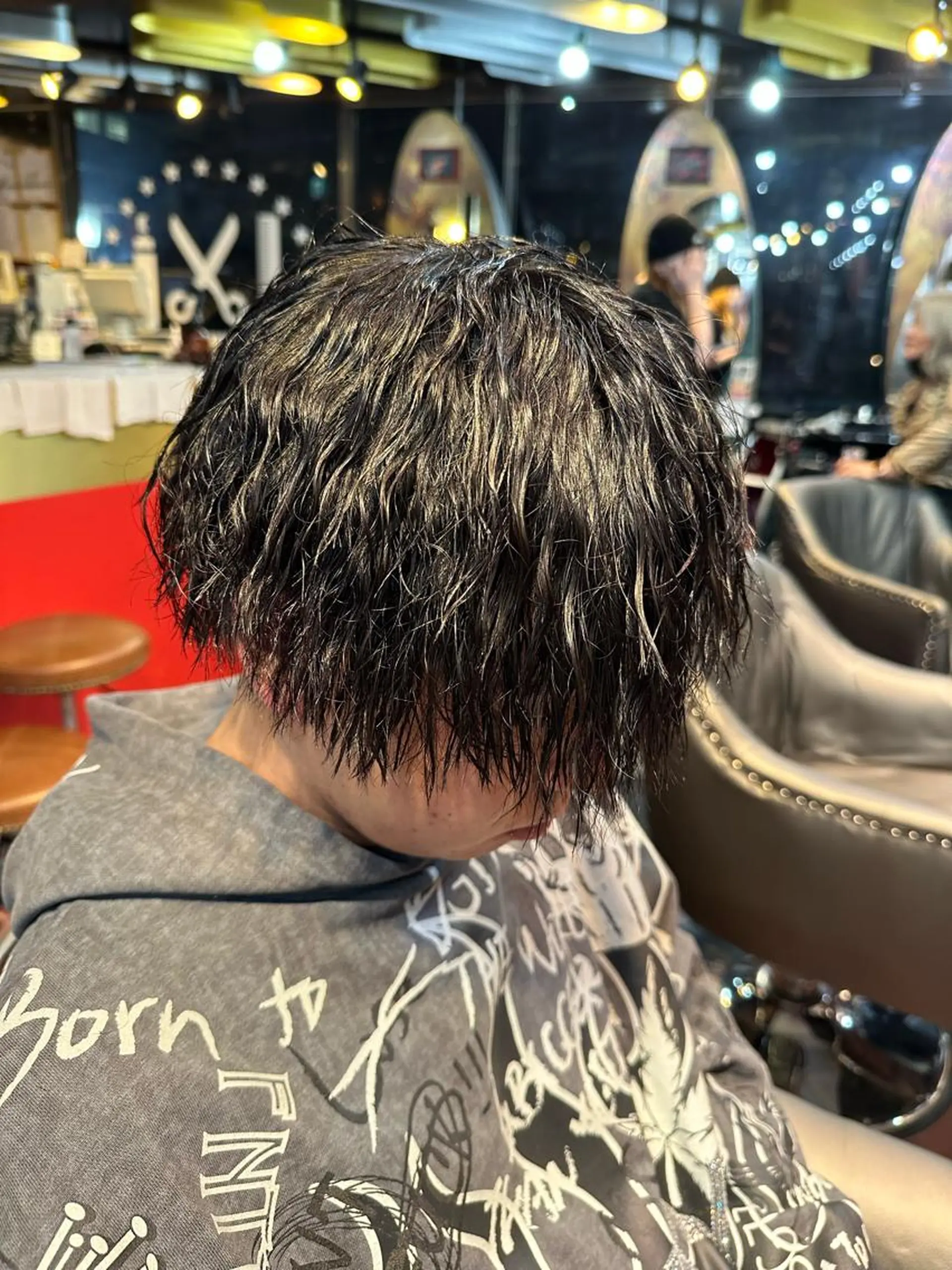 パーマ ツイストパーマ レイヤーカット/ カラー/長谷恵花のヘアスタイル