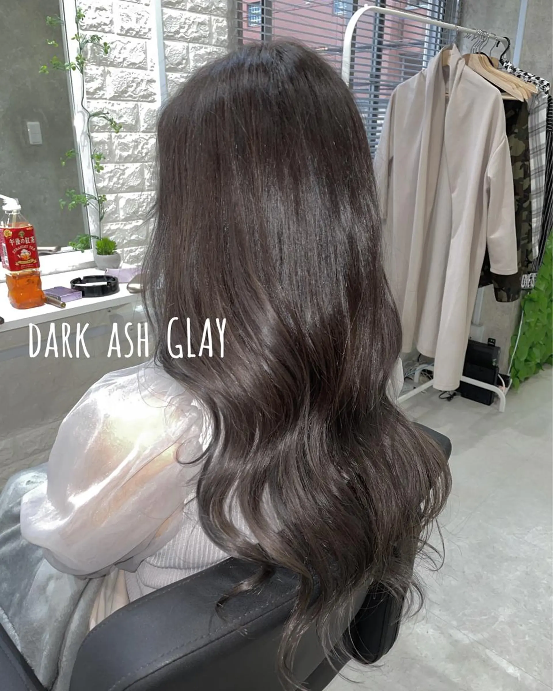 ミディアム カラー ヘアカラー トリートメント にしき さんのヘアスタイル