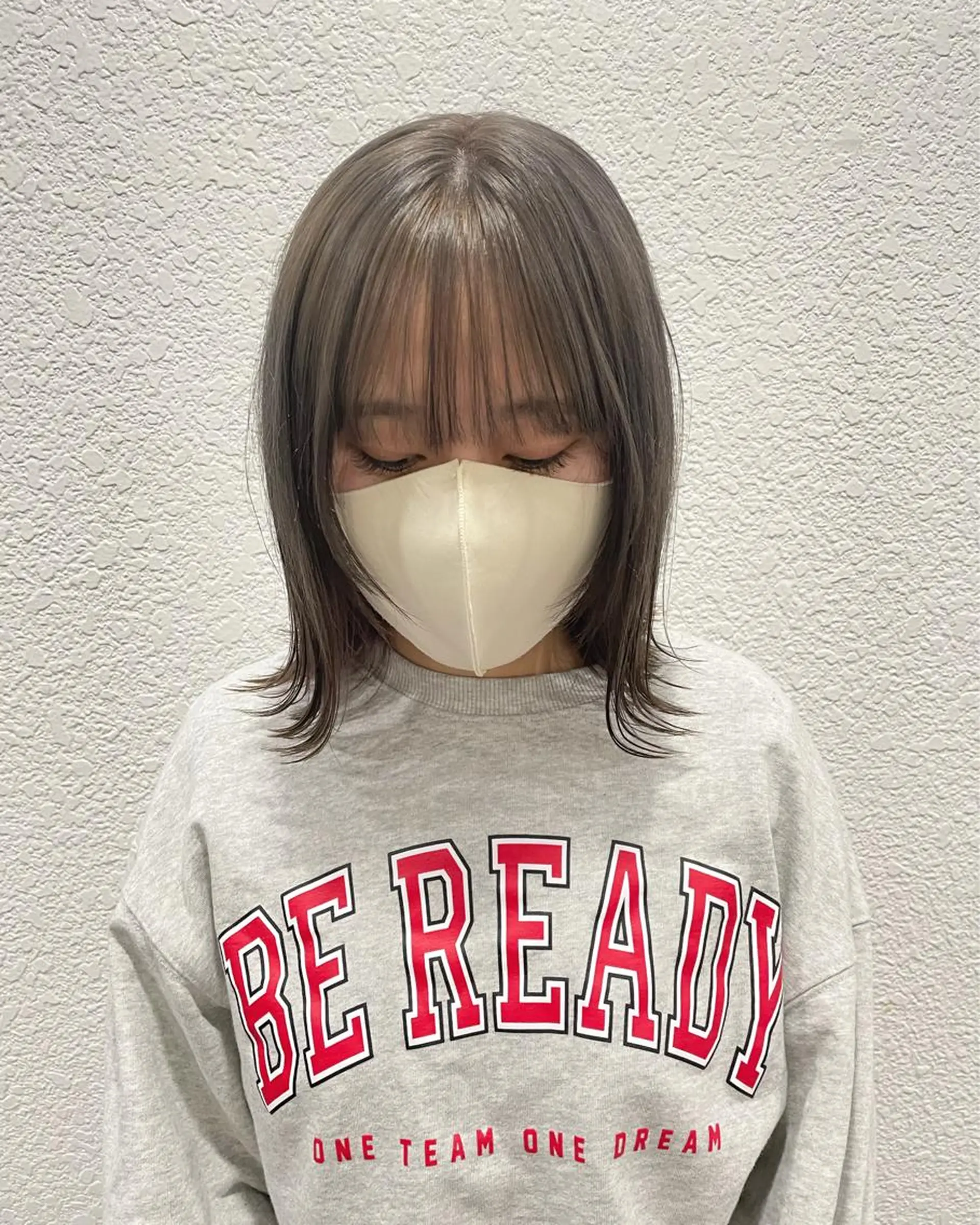ミディアム カラー 透明感カラー グレージュ 渋谷 留菜のヘアスタイル
