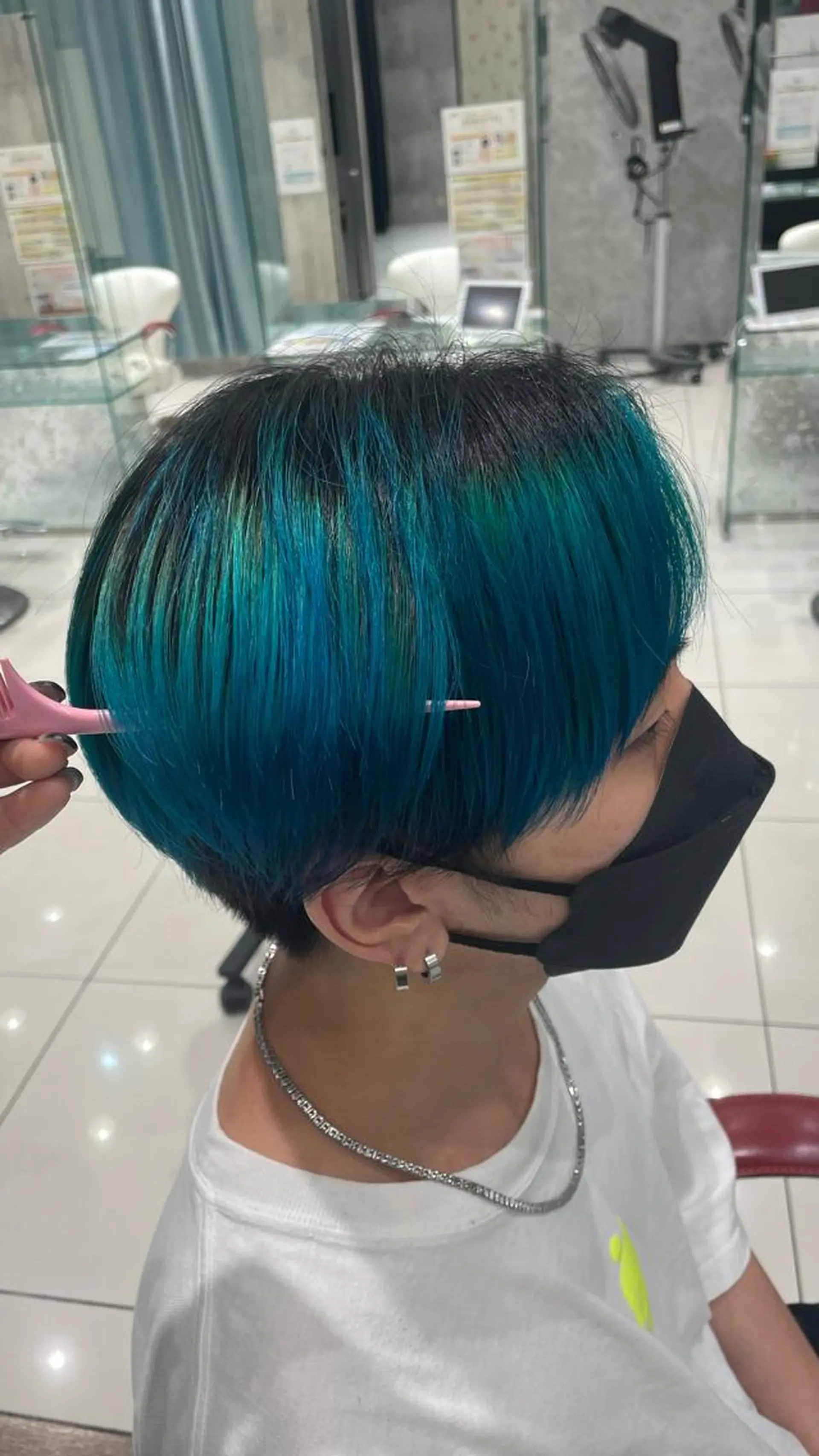 メンズ ハイトーンカラー✨️ 艶カラー特化Amiのヘアスタイル