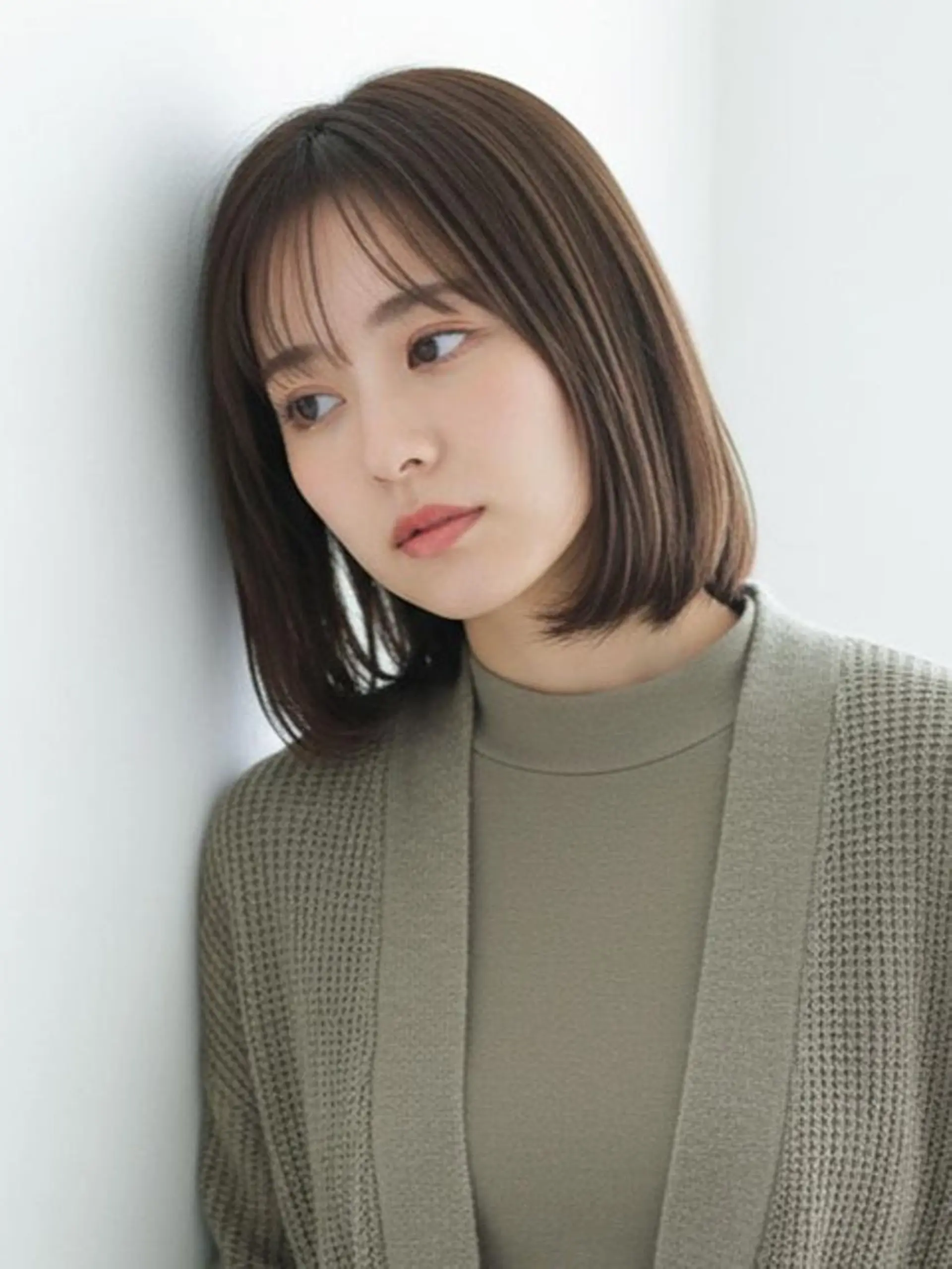 カラー バレイヤージュ ブリーチ ケアブリーチ ダブルカラー イヤリングカラー エレナ Helenaのヘアスタイル