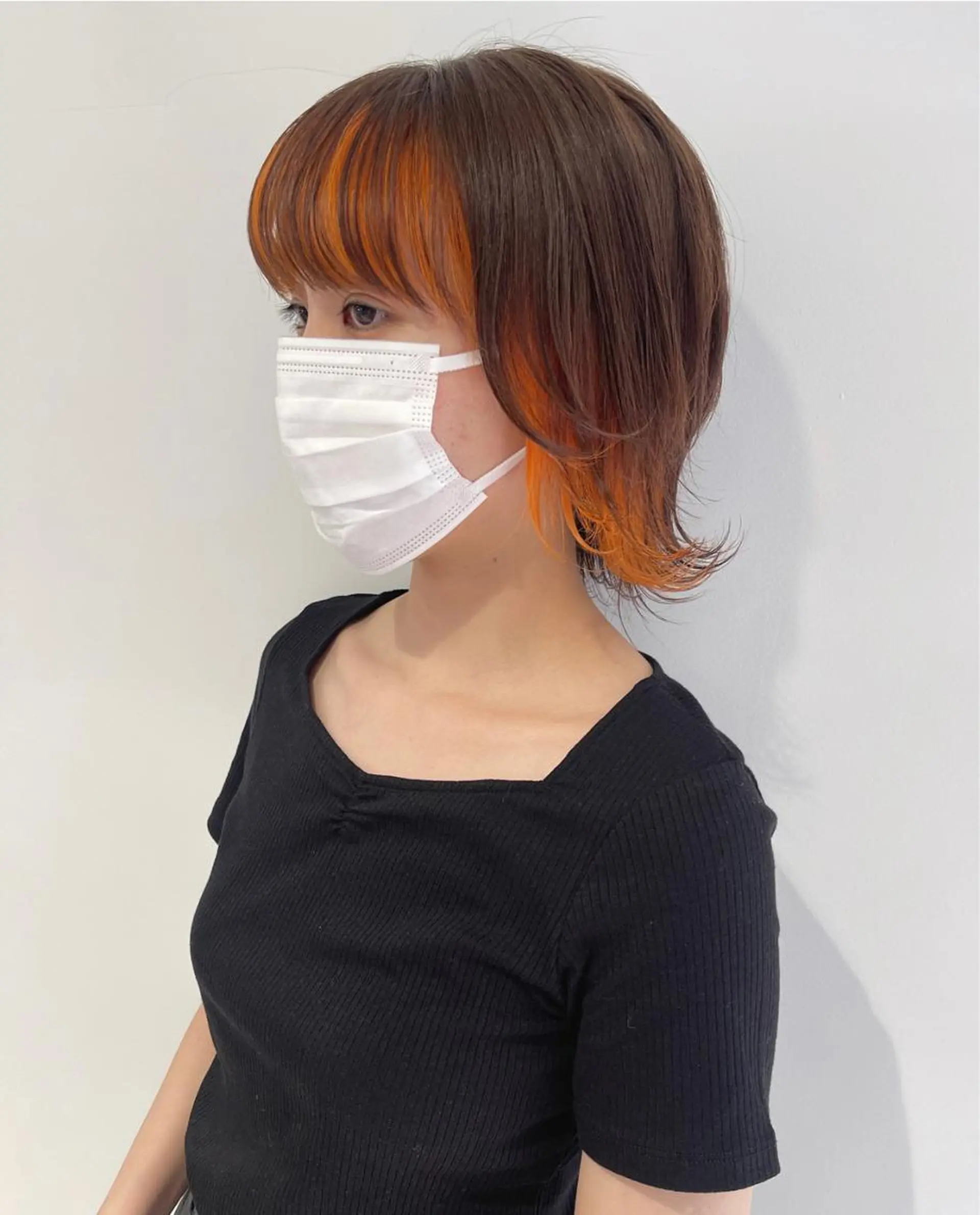 ショート カラー ブリーチ オレンジ カット ヘアカラー 唐澤 千尋のヘアスタイル