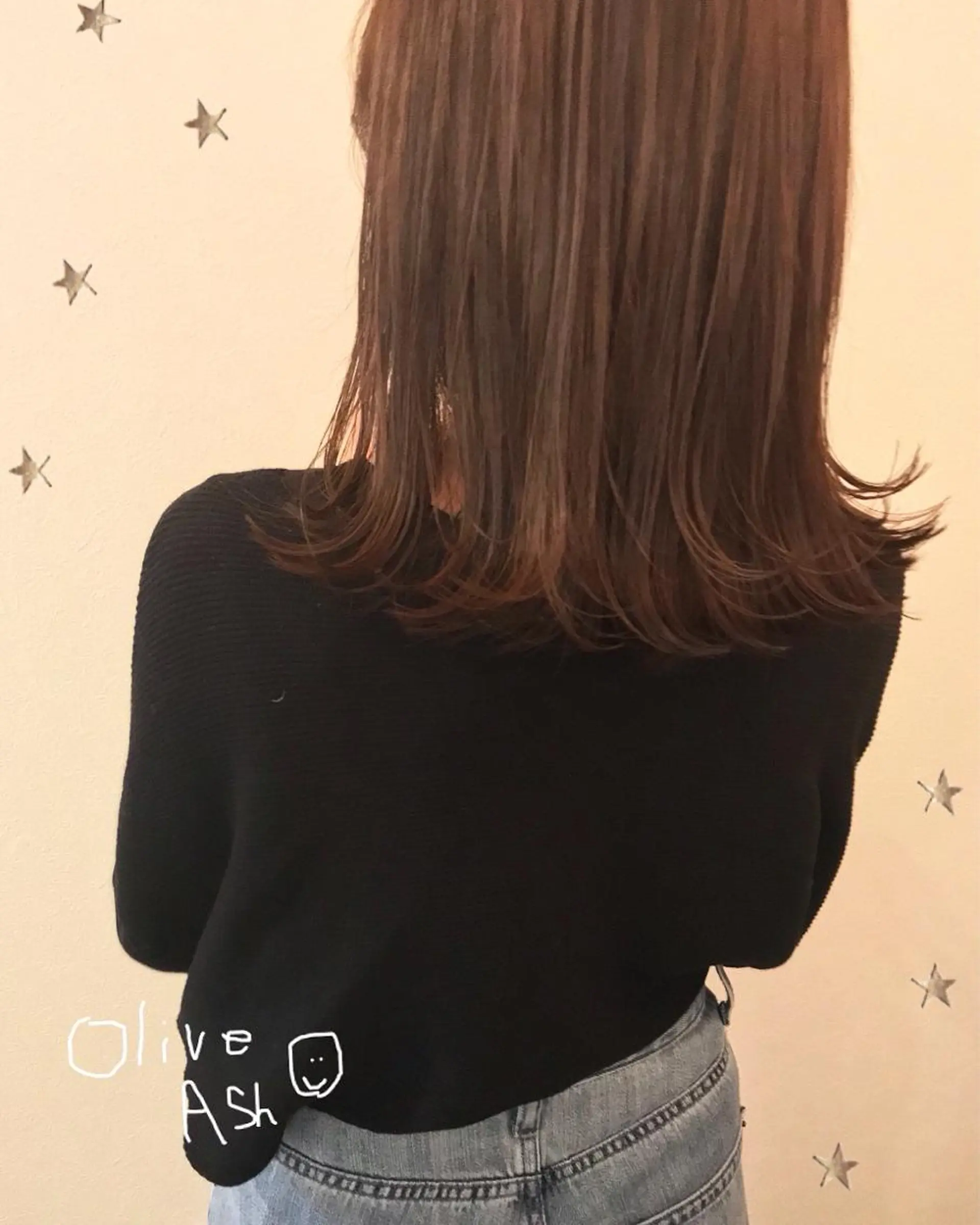 ミディアム カラー 切りっぱなしロブ 市川 千夏のヘアスタイル