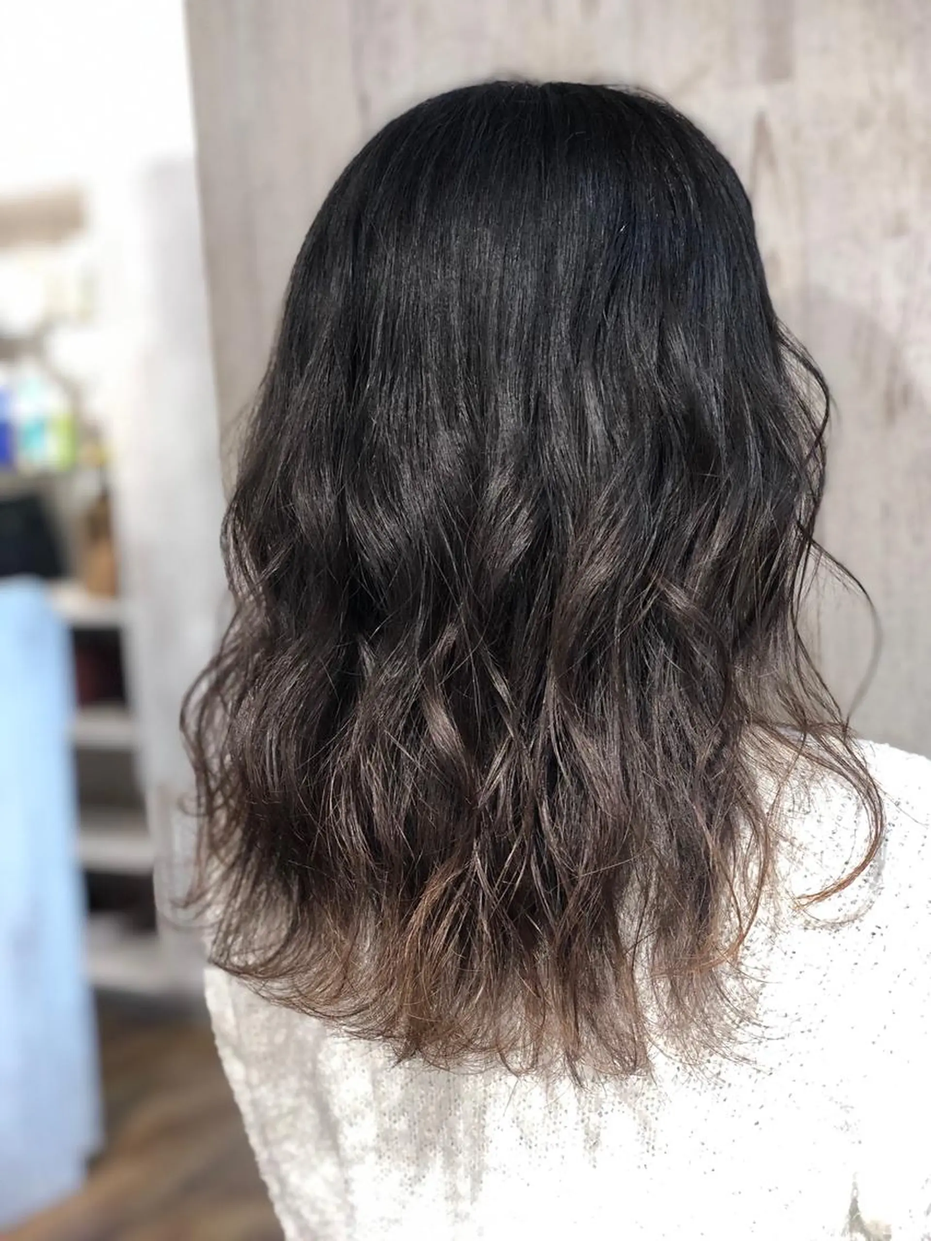 ミディアム カラー カット パーマ 大場 優のヘアスタイル