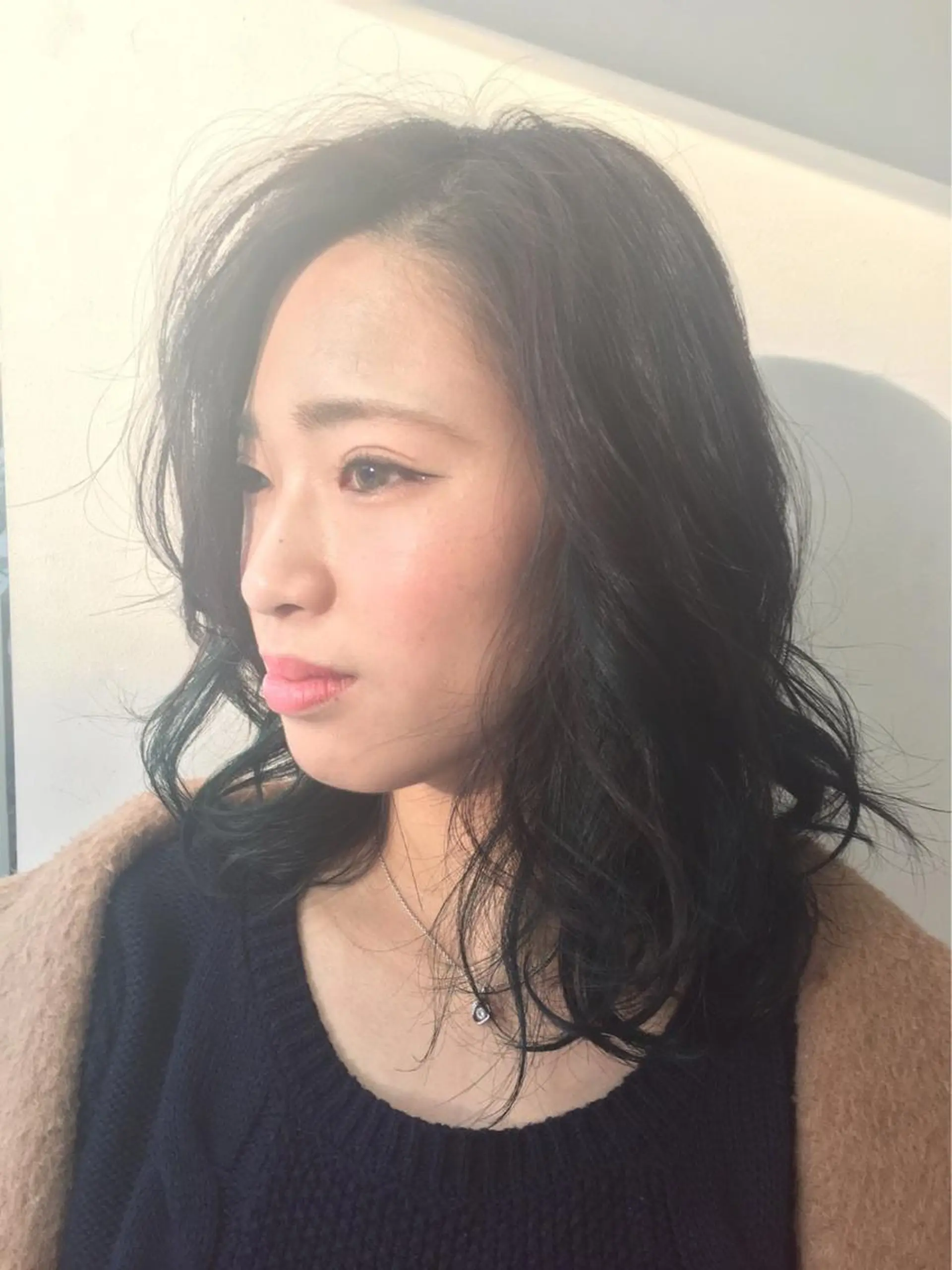 ミディアム カラー ハイライトカラー ハイライト 髪質改善🌈 tomomiのヘアスタイル