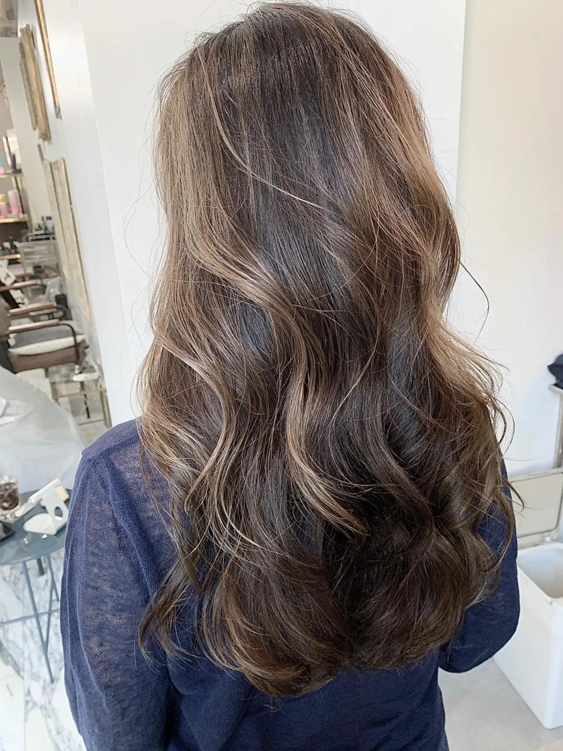 ロング カラー バレイヤージュ ブリーチ ブラウンカラー レイヤーカット エクステ（レミー毛） NINEのヘアスタイル