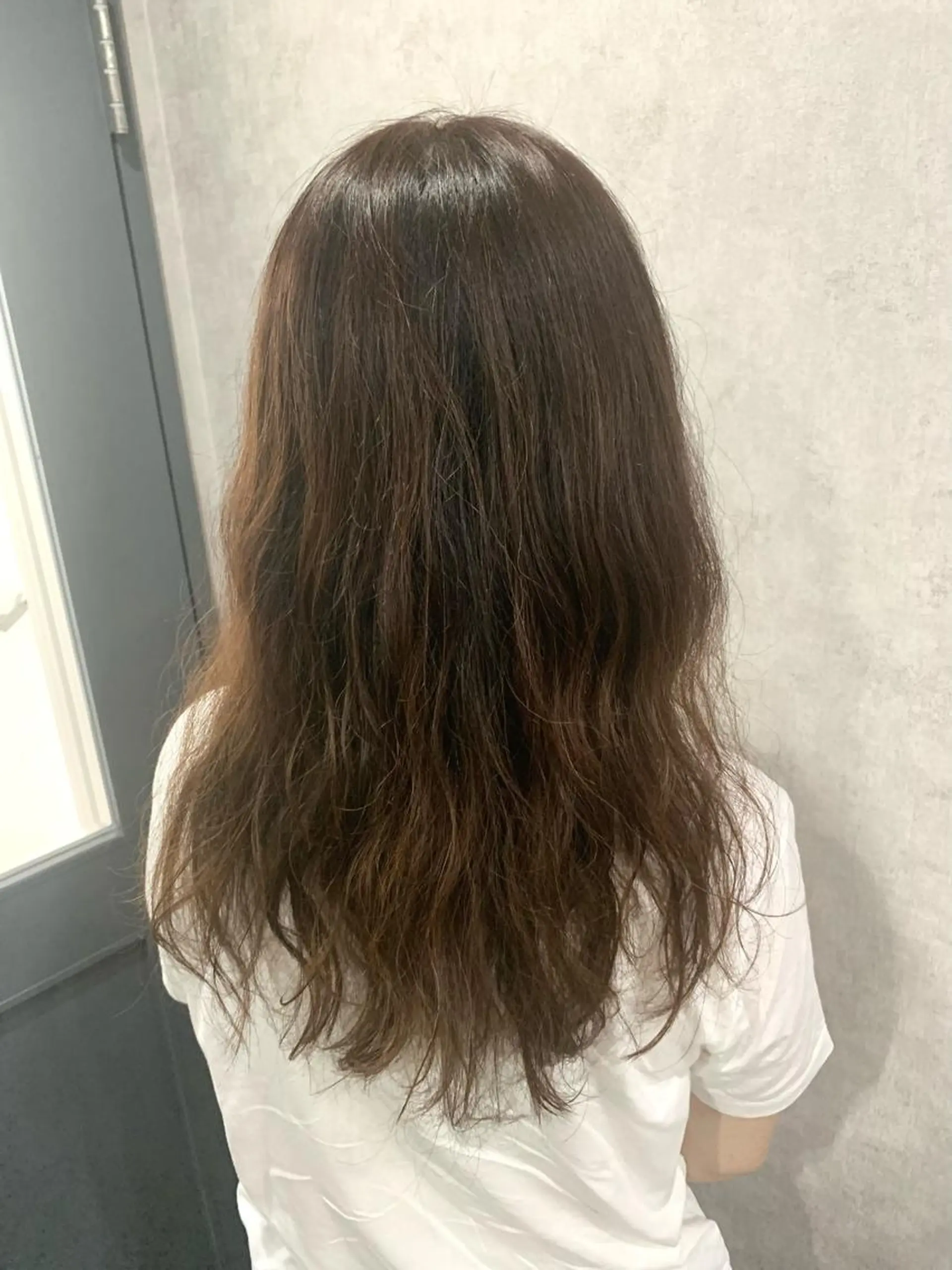 セミロング レイヤーカット giniro ホソミのヘアスタイル