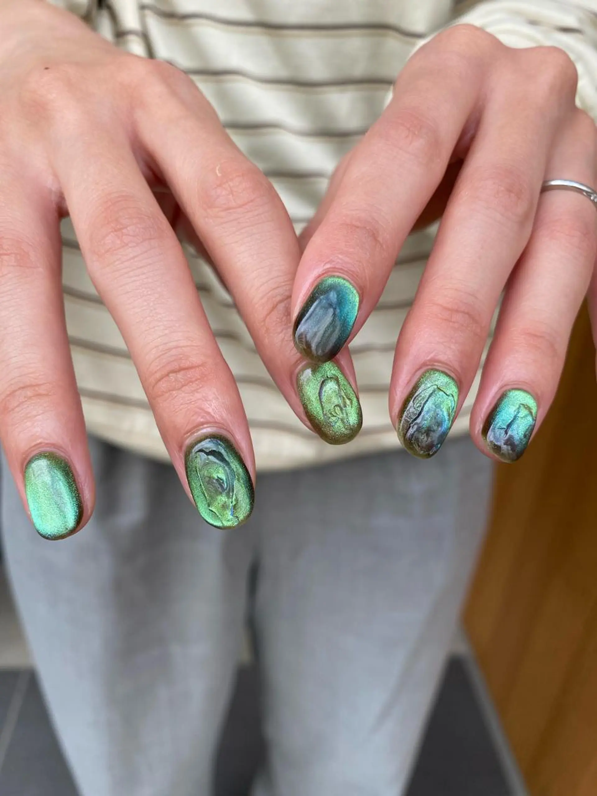 ネイル マグネットネイル ハンドネイル 草加ニュアンスネイル 🌚hersのネイルデザイン