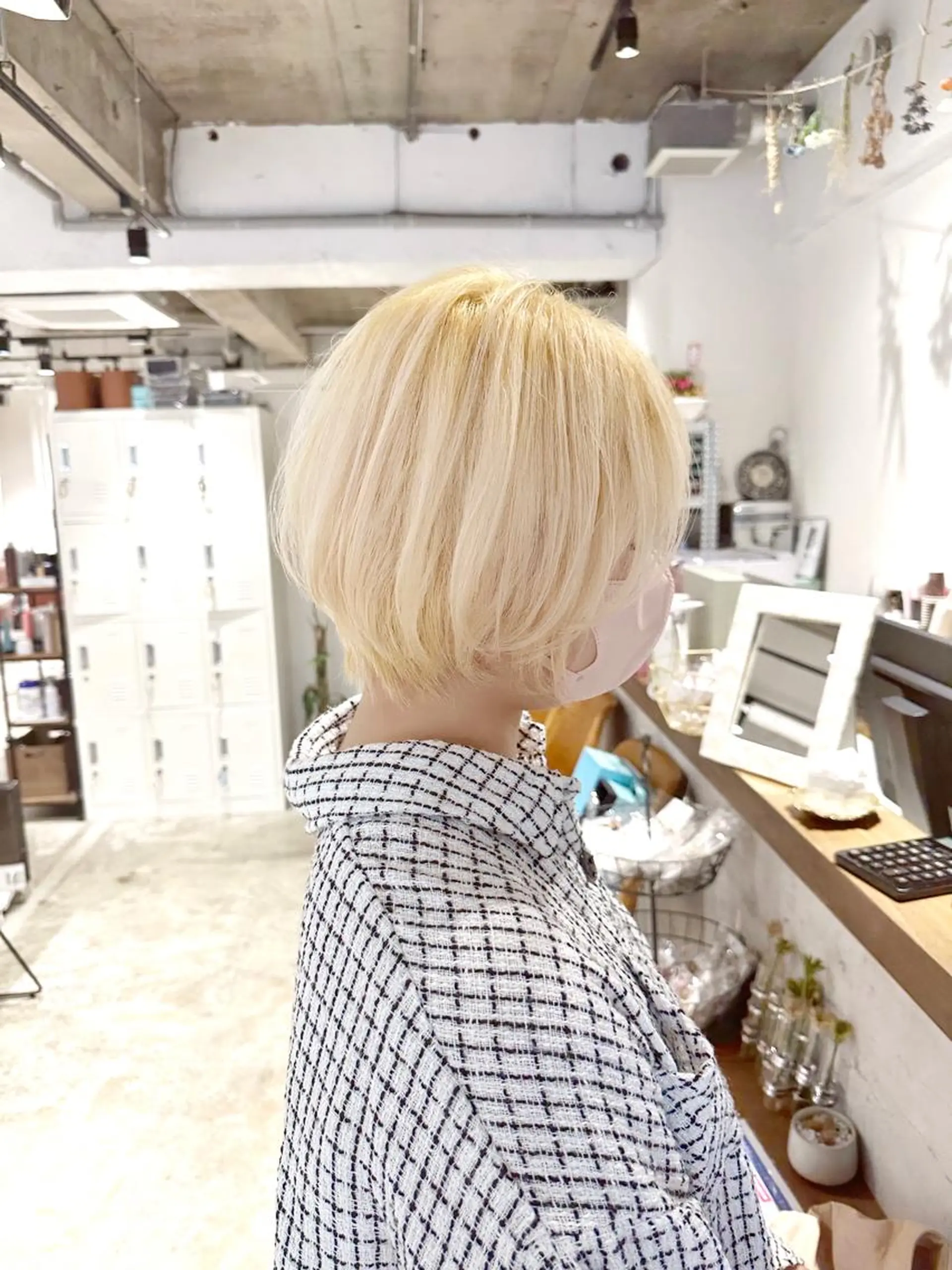 ショート カット ヘアカラー ✨圧倒的満足度◎ 小顔美人ショート✨佃のヘアスタイル