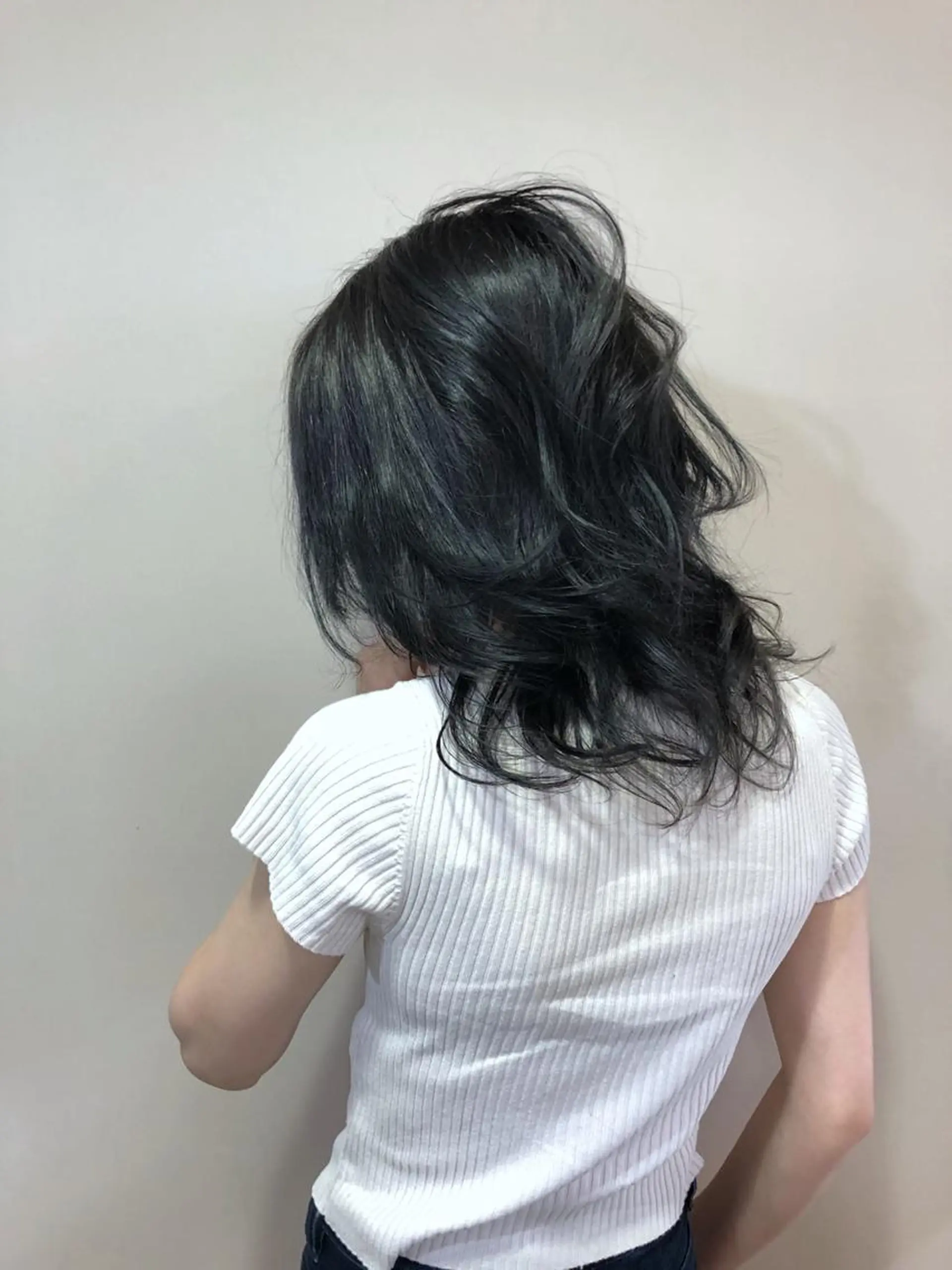 ロング カラー バレイヤージュ ブルーカラー ブルージュ グラデーションカラー ハイライトカラー 小顔カット✨ 透明感カラー/村上のヘアスタイル