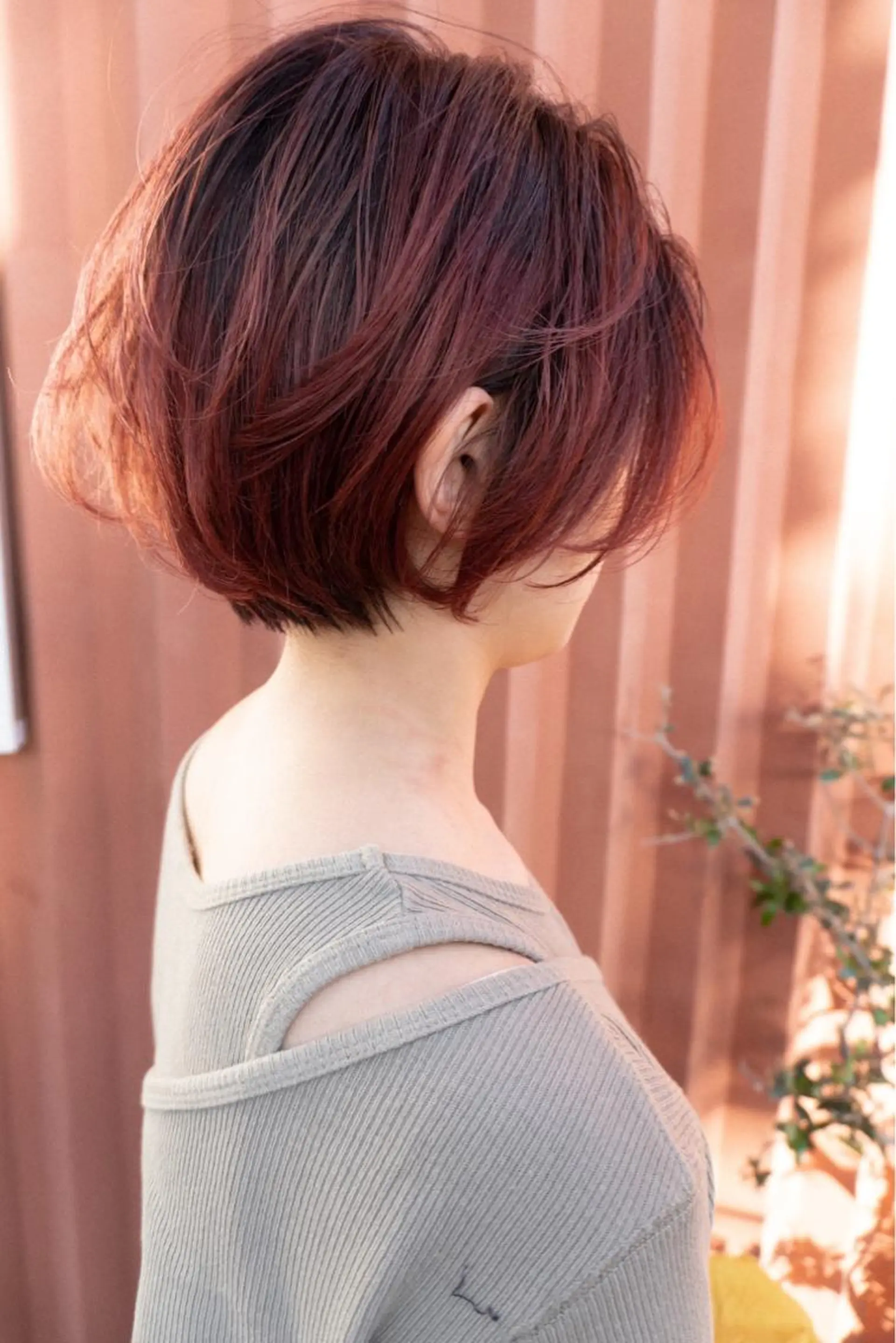 ショート カラー ショート/レイヤー なら石井知希のヘアスタイル