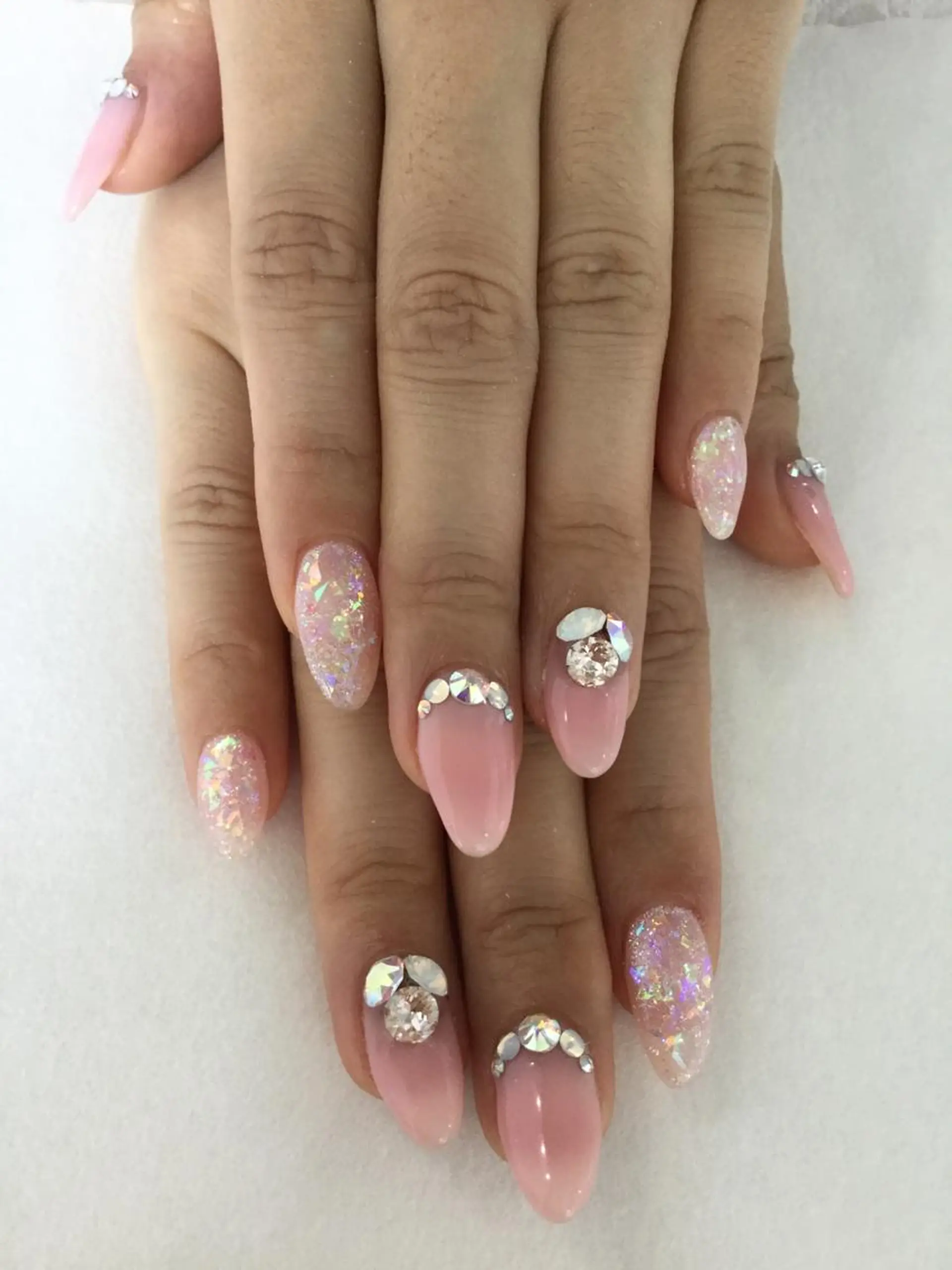 ネイル ハンドネイル 💎🐰 saki. m 🐰💎のネイルデザイン