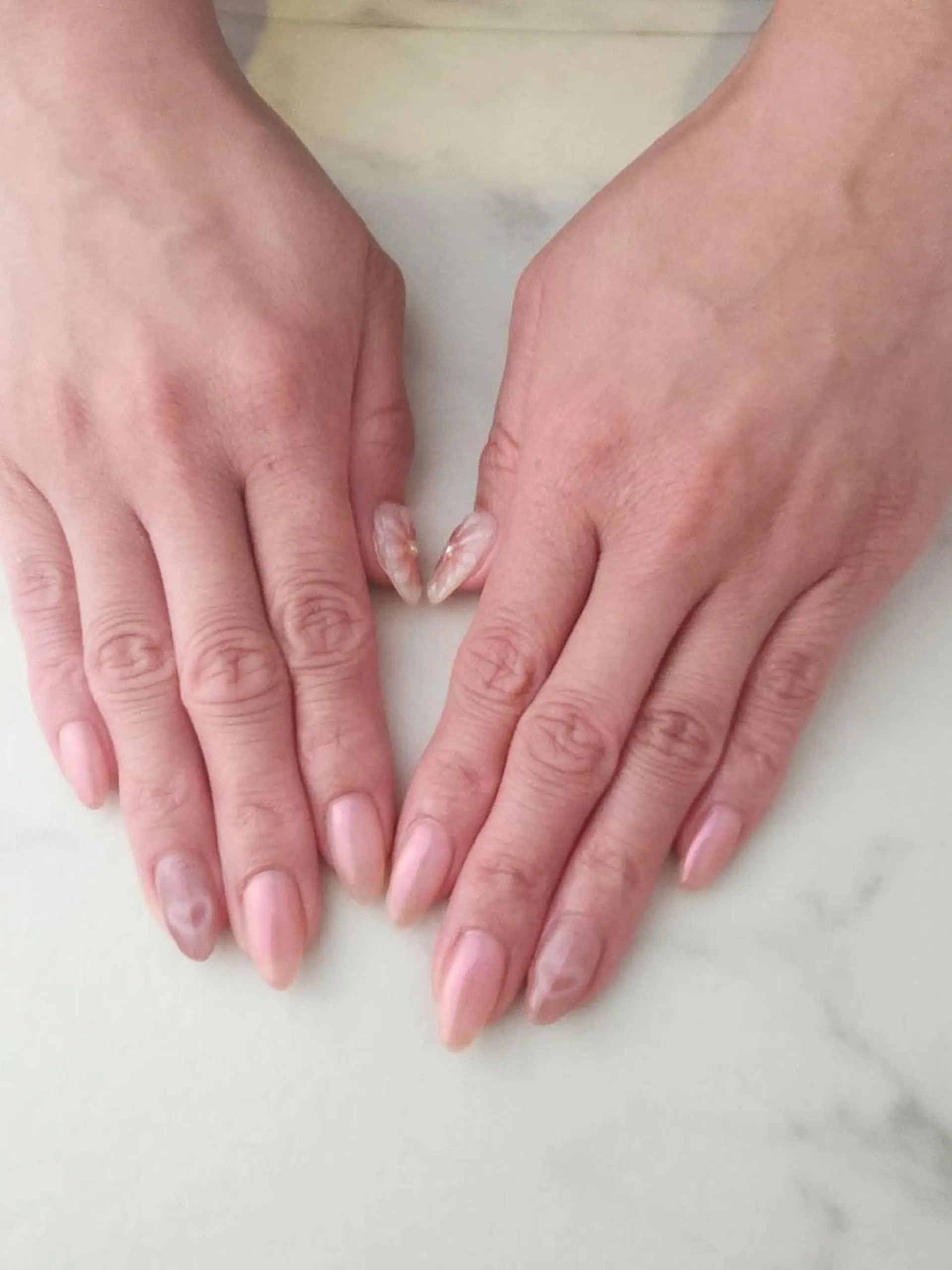 ネイル FIRST天神直結 asukaのネイルデザイン