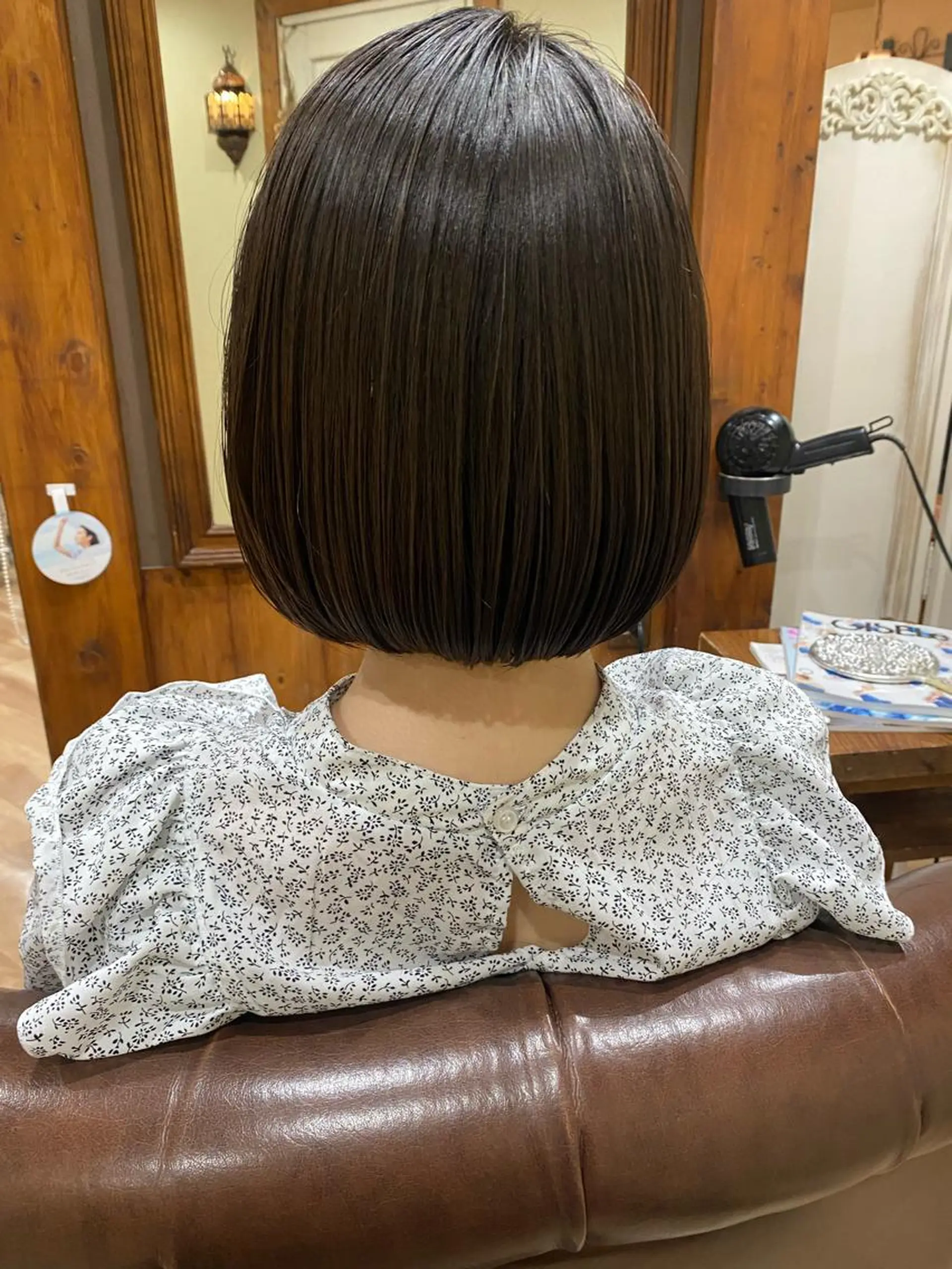 ショート ボブ 東田 恋のヘアスタイル