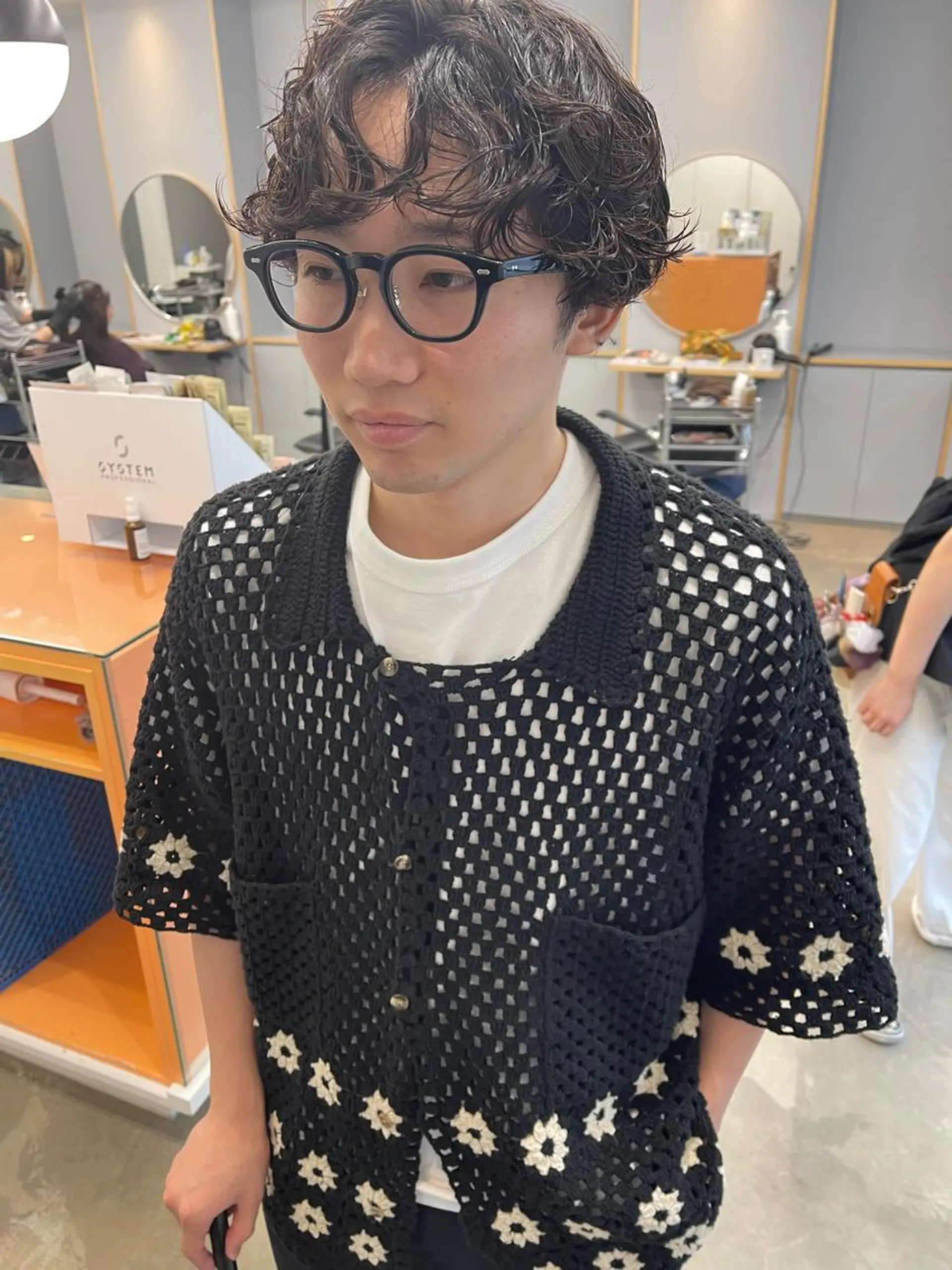 ショート パーマ メンズ カット パーマ トリートメント 💓パーマ，💗 レイヤーカットのヘアスタイル